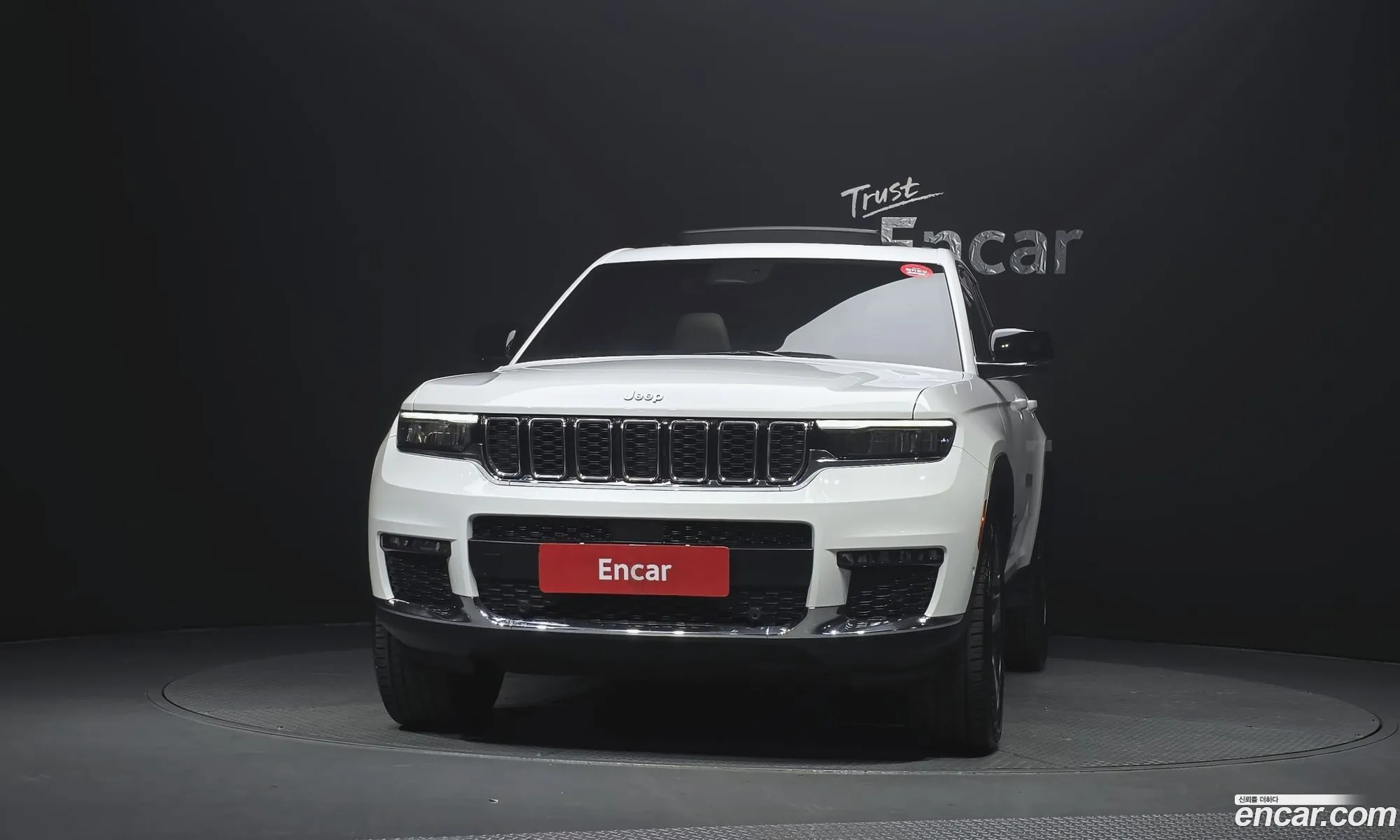 Jeep Grand Cherokee 2023 — 23