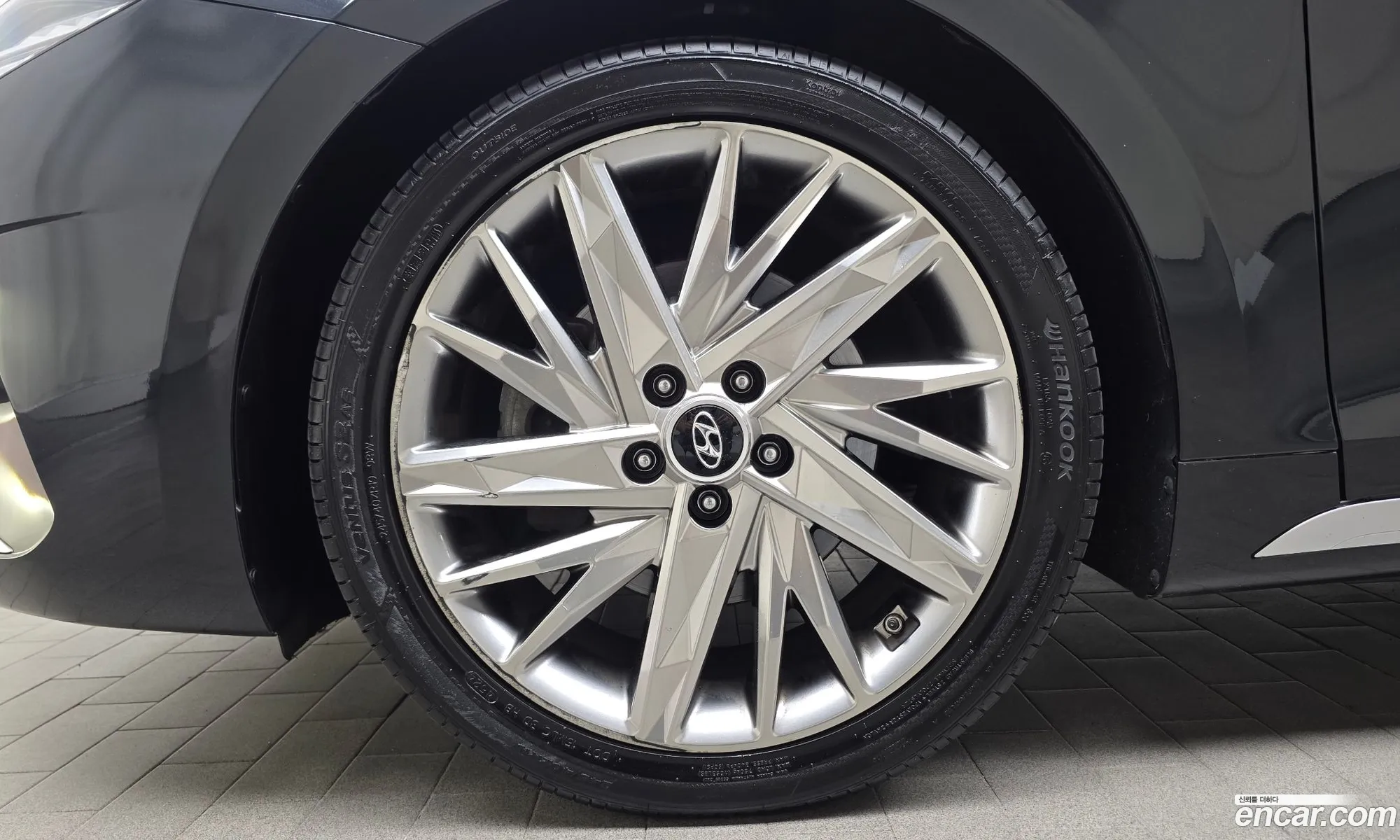 Hyundai Grandeur IG 2020 — 32