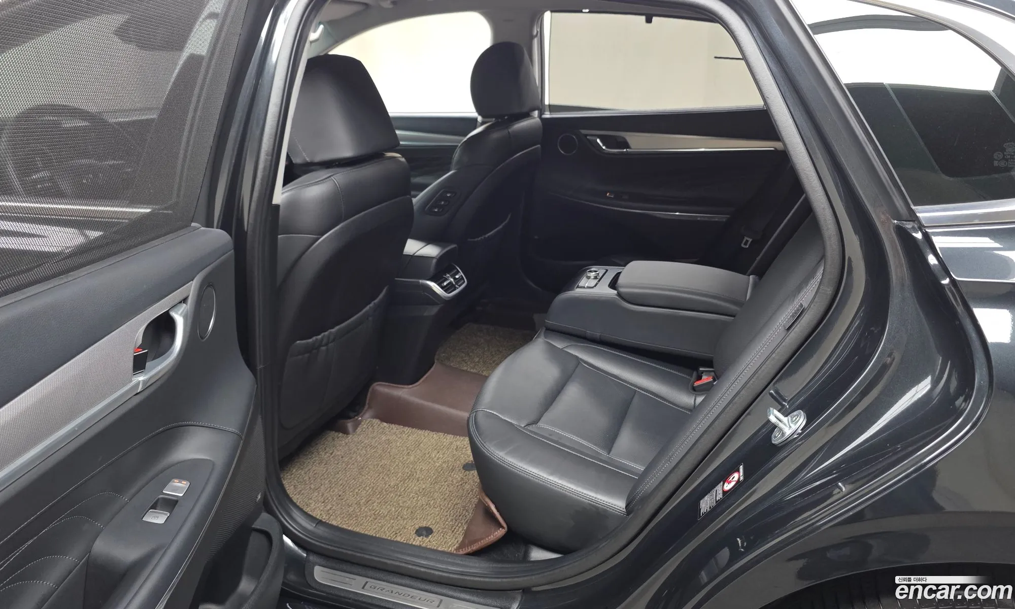 Hyundai Grandeur IG 2020 — 28