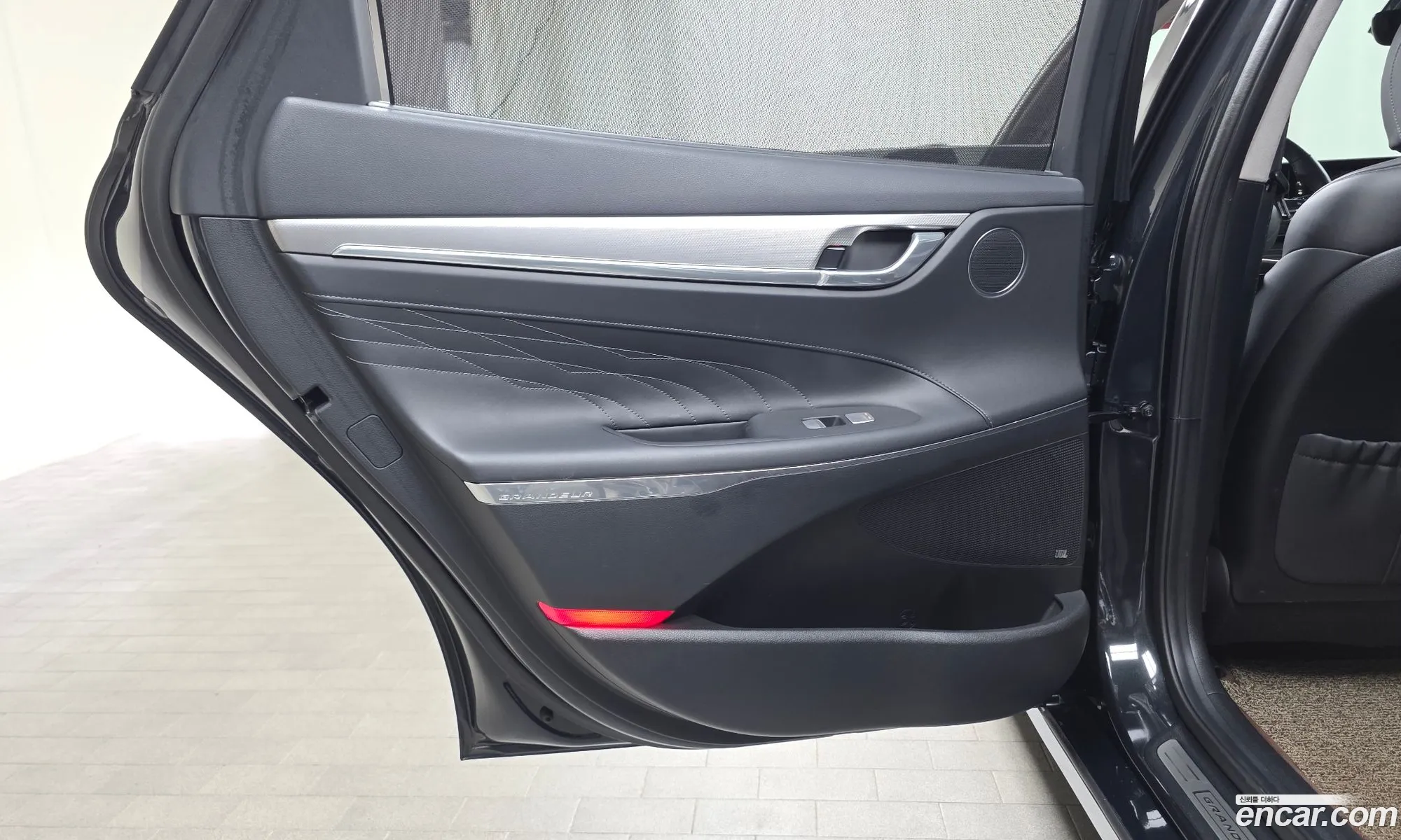 Hyundai Grandeur IG 2020 — 13
