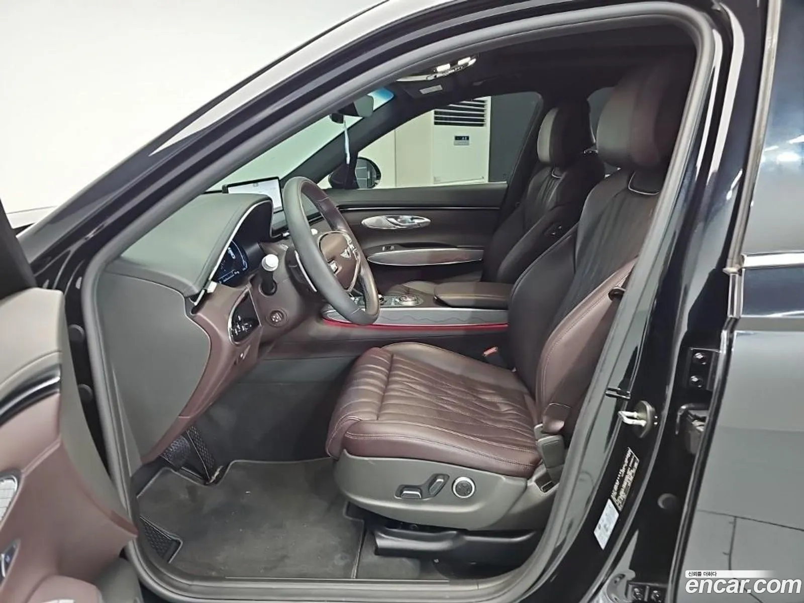 Genesis GV70 2021 — 11