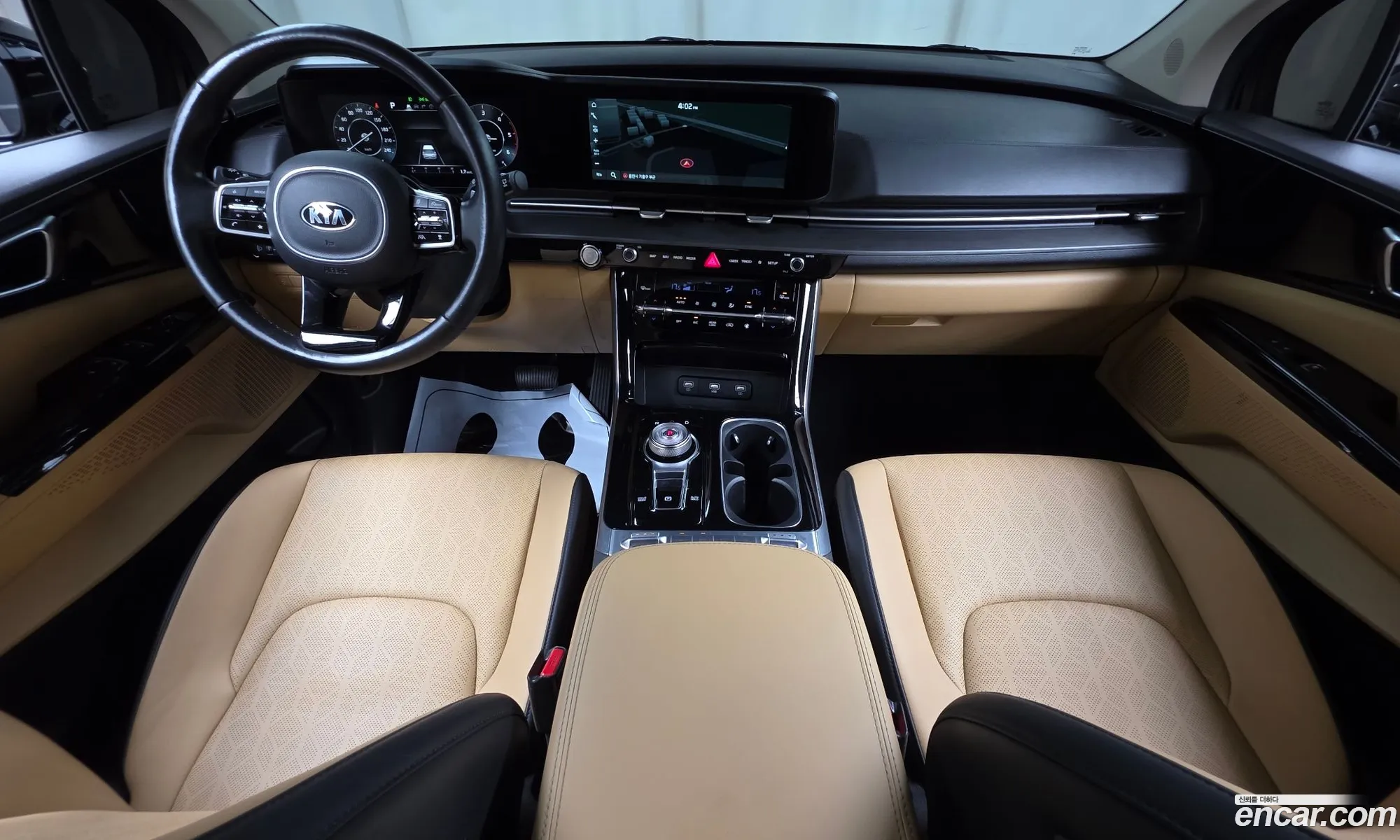 Kia Carnival 2021 — 17
