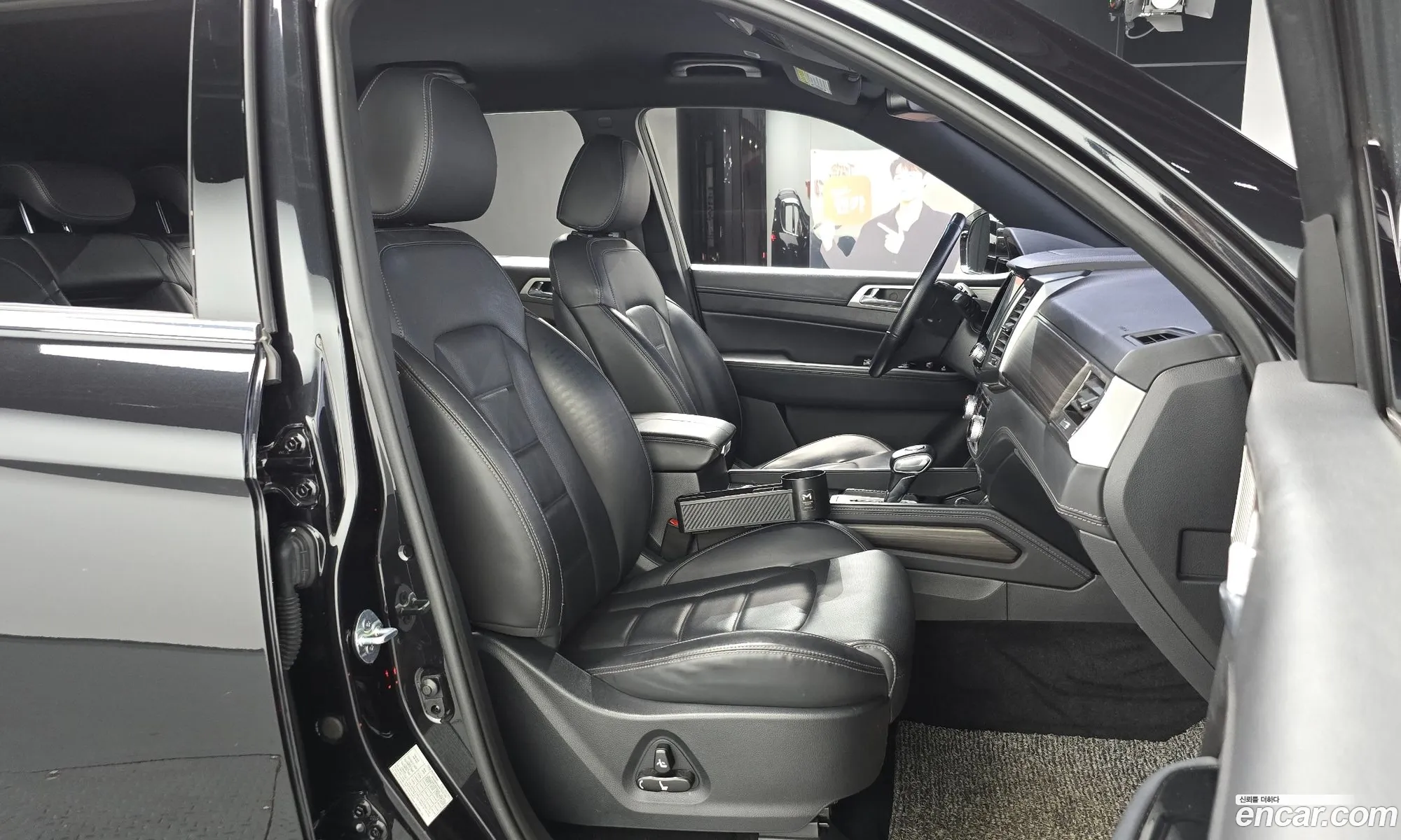 KG Mobility (SsangYong) G4 Rexton 2019 — 24