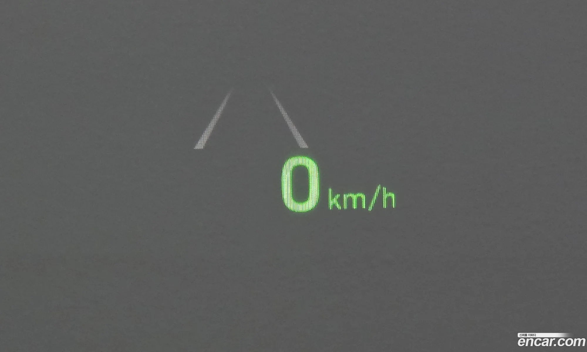 Genesis EQ900 2016 KMHG541HDGU012320 — 18