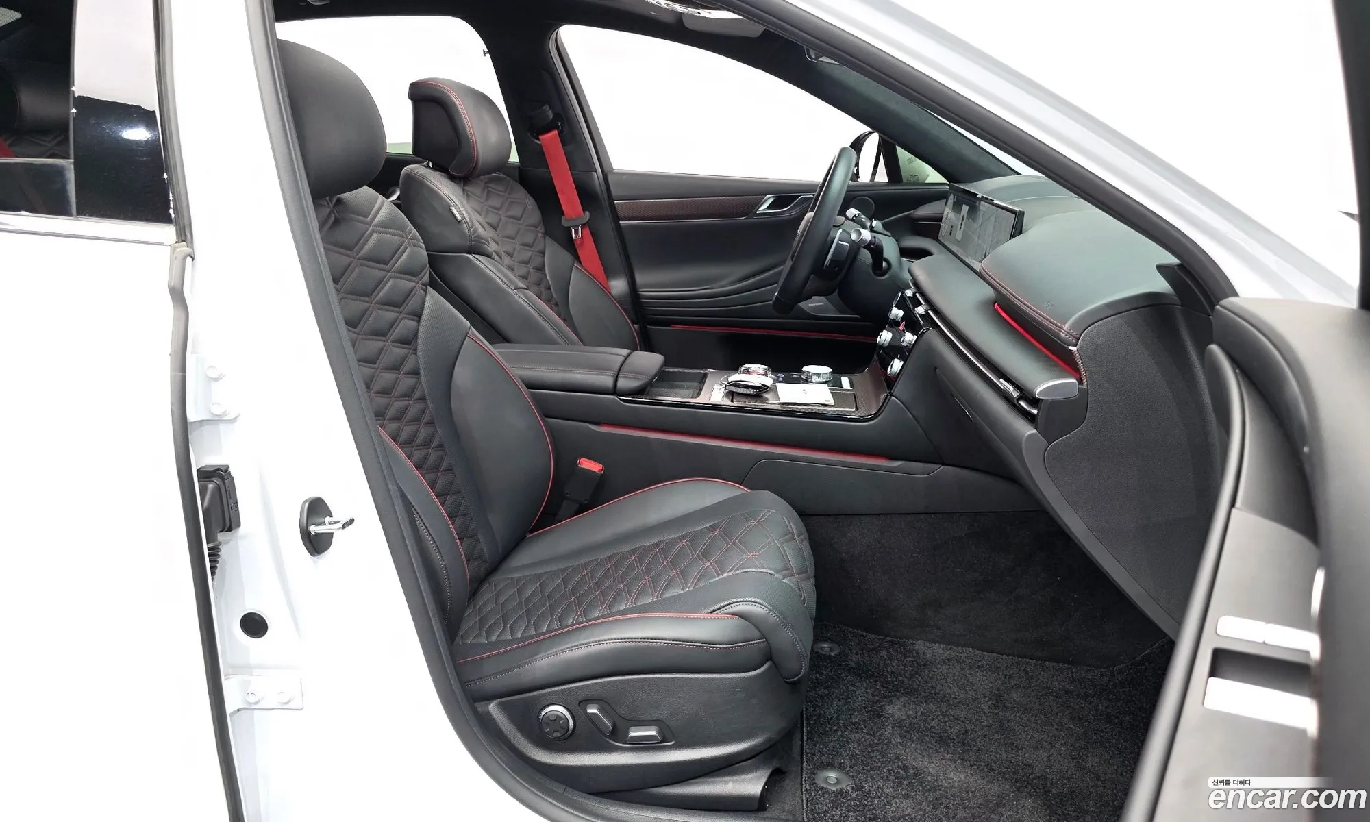 Genesis G80 2024 — 29