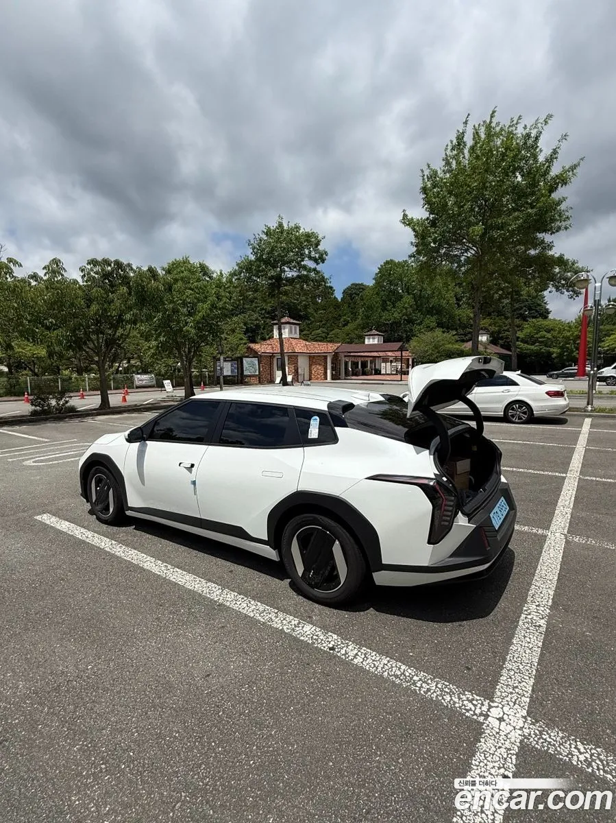 Kia EV4 2026 — 6