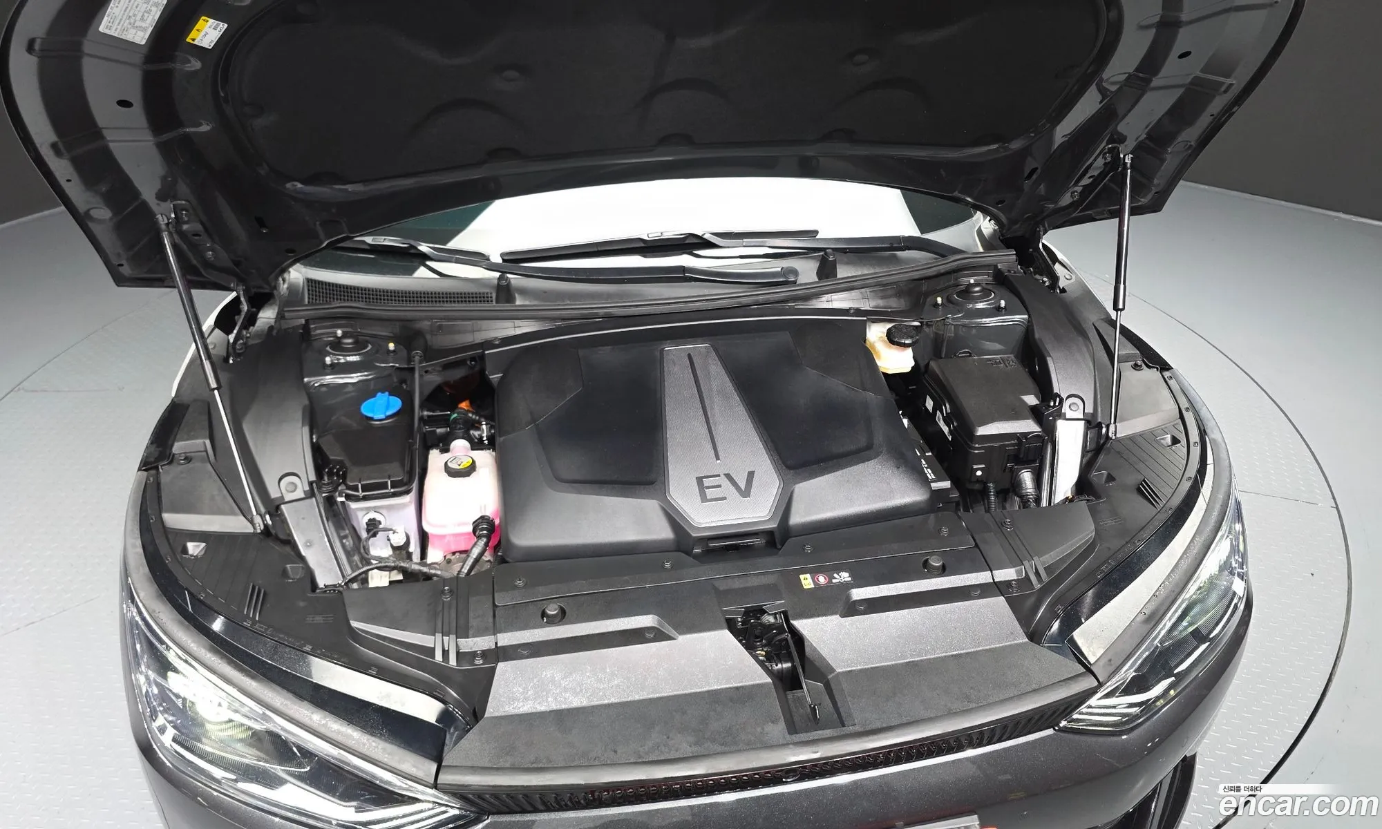 Kia EV6 2023 KNAC381CPRA175645 — 9