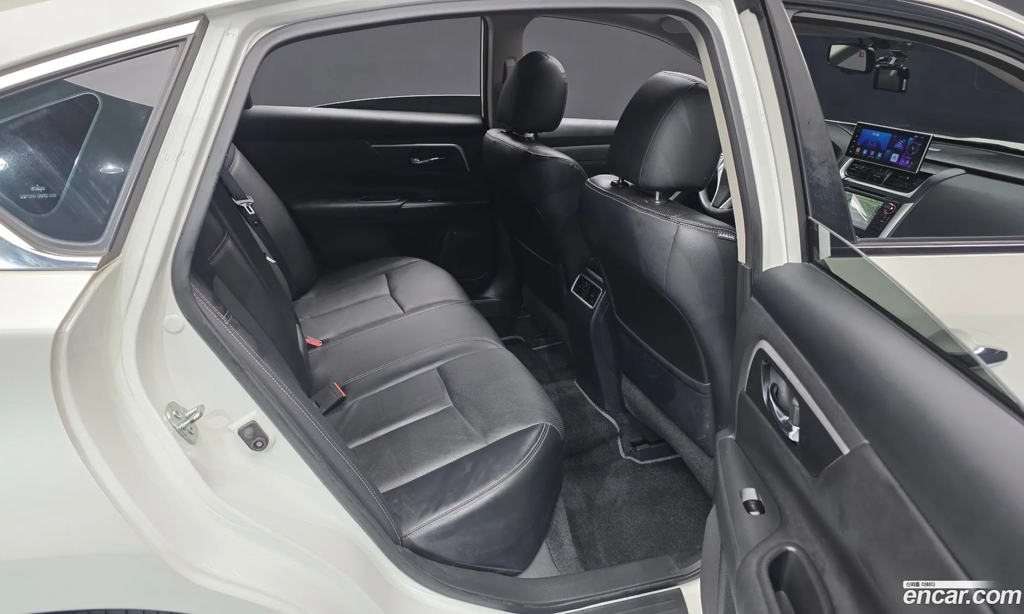 Nissan Altima 2017 1N4AL3APXHC282303 — 11