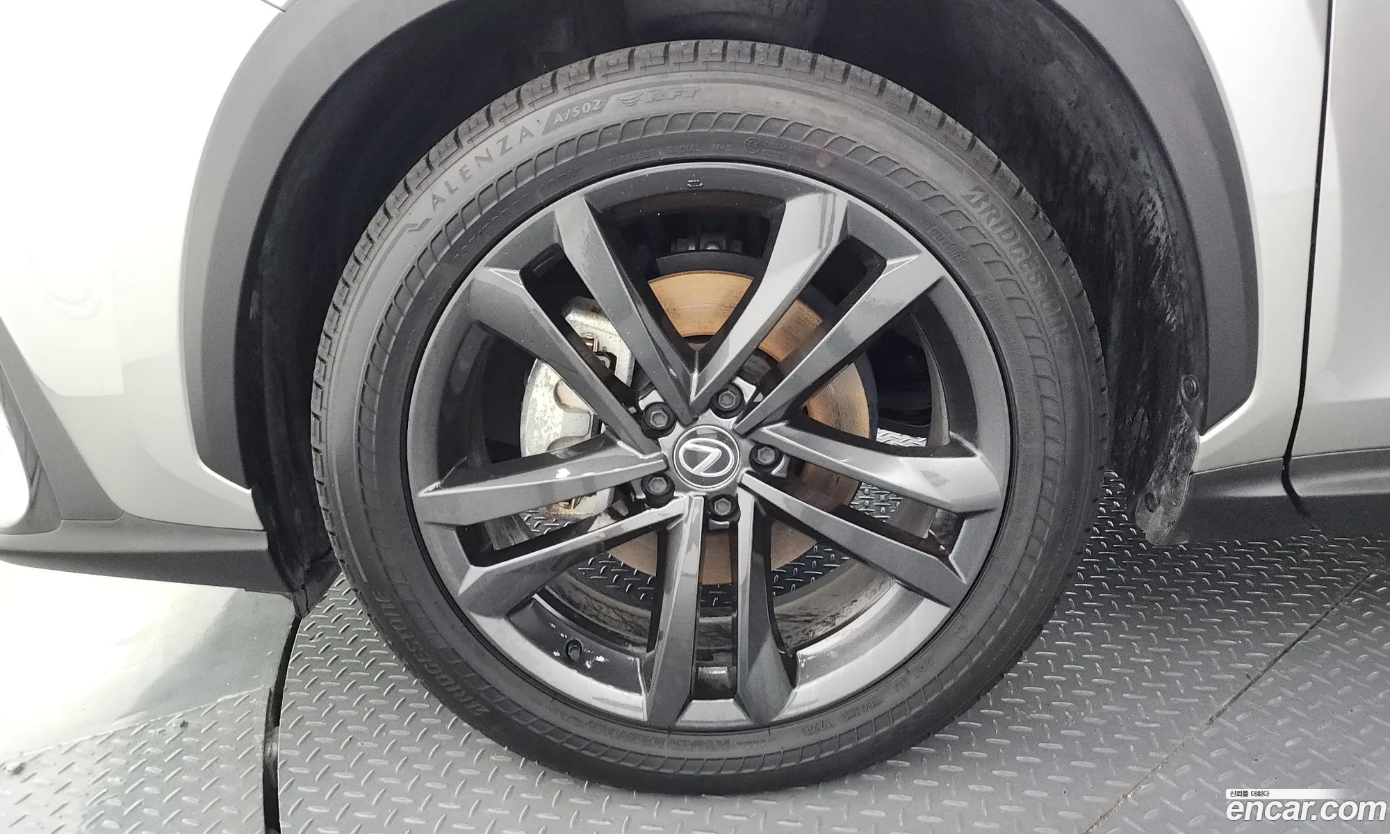 Lexus NX350h