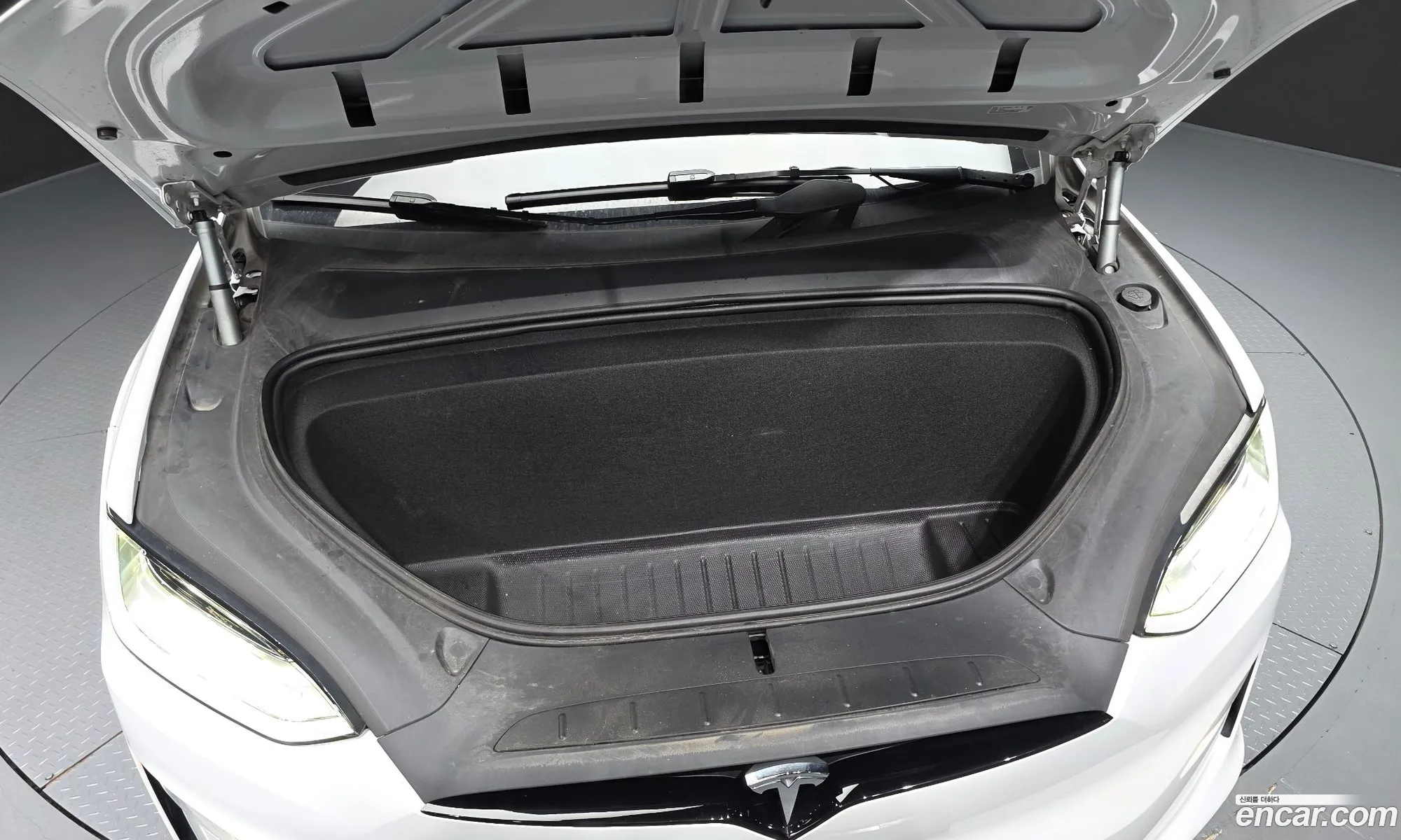 Tesla Model X 2023 7SAXCBE63PF398933 — 16