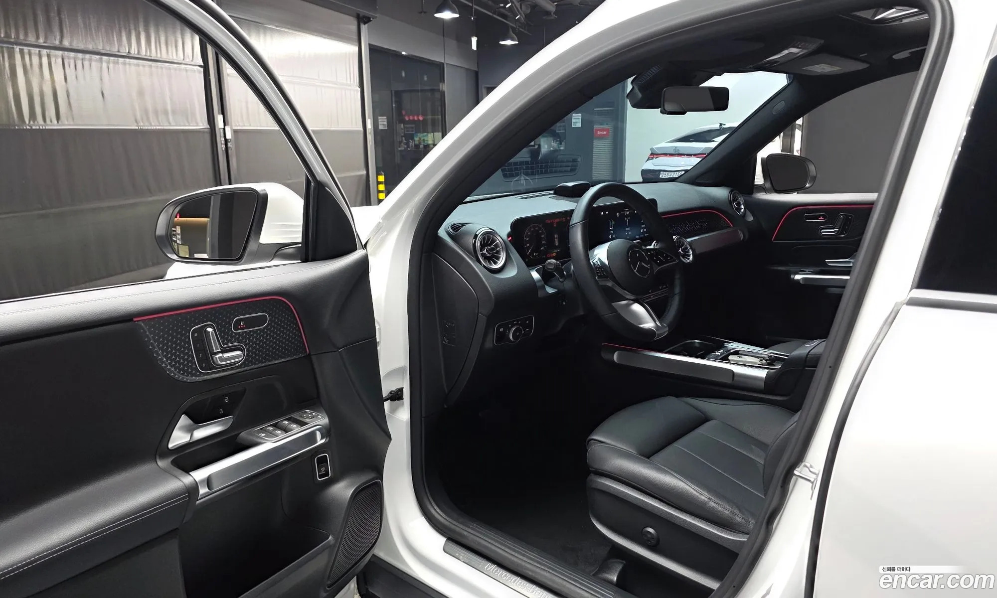 Mercedes-Benz GLB-Class X247 2024 — 5