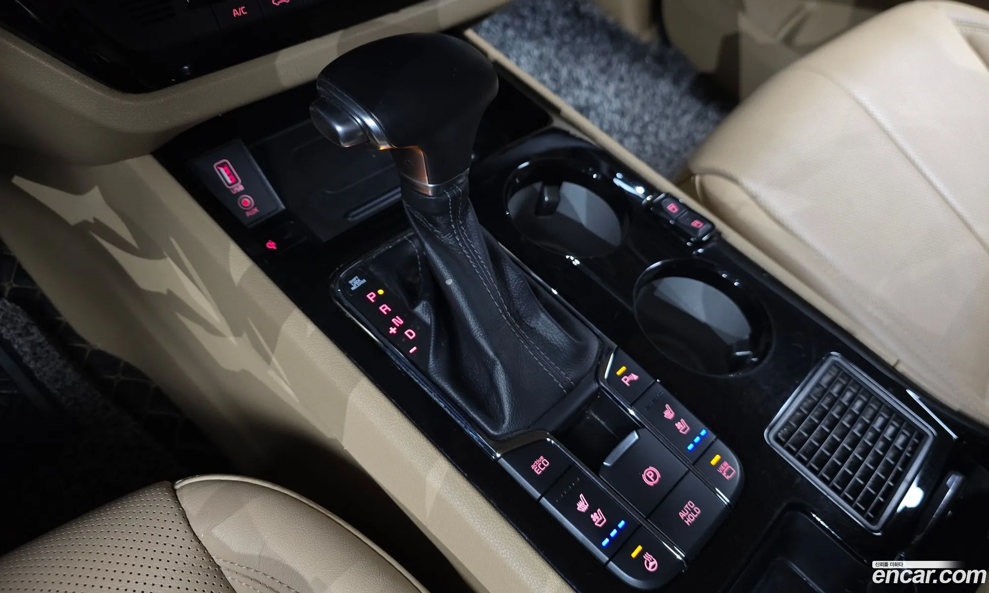 Kia Carnival 2018 — 21