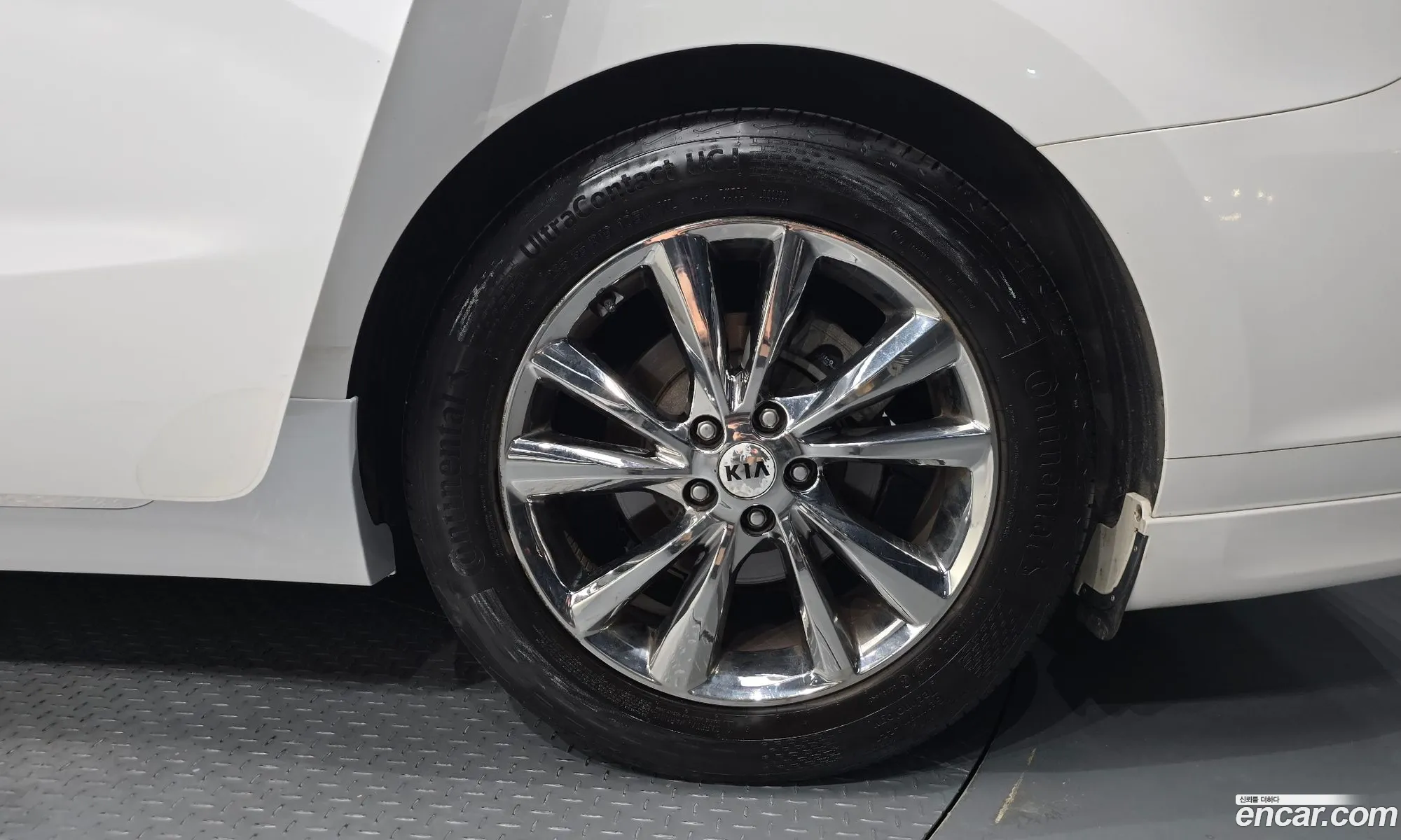 Kia Carnival 2018 — 32