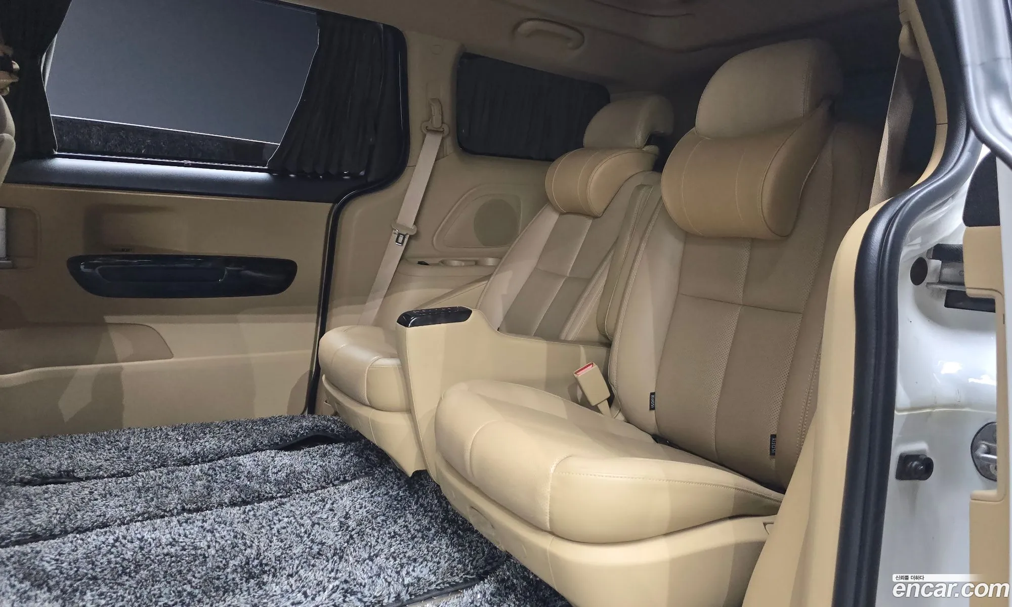 Kia Carnival 2018 — 23