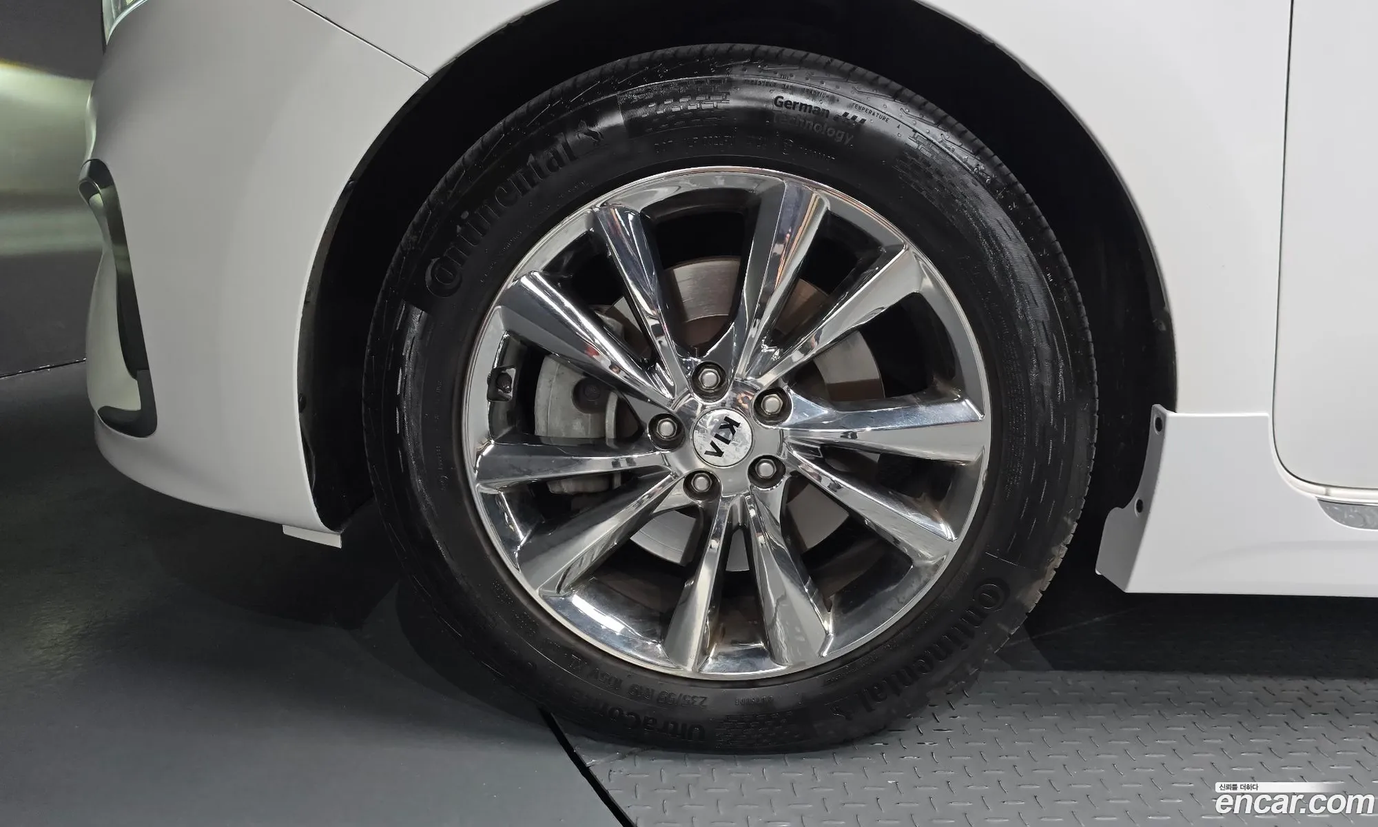 Kia Carnival 2018 — 24