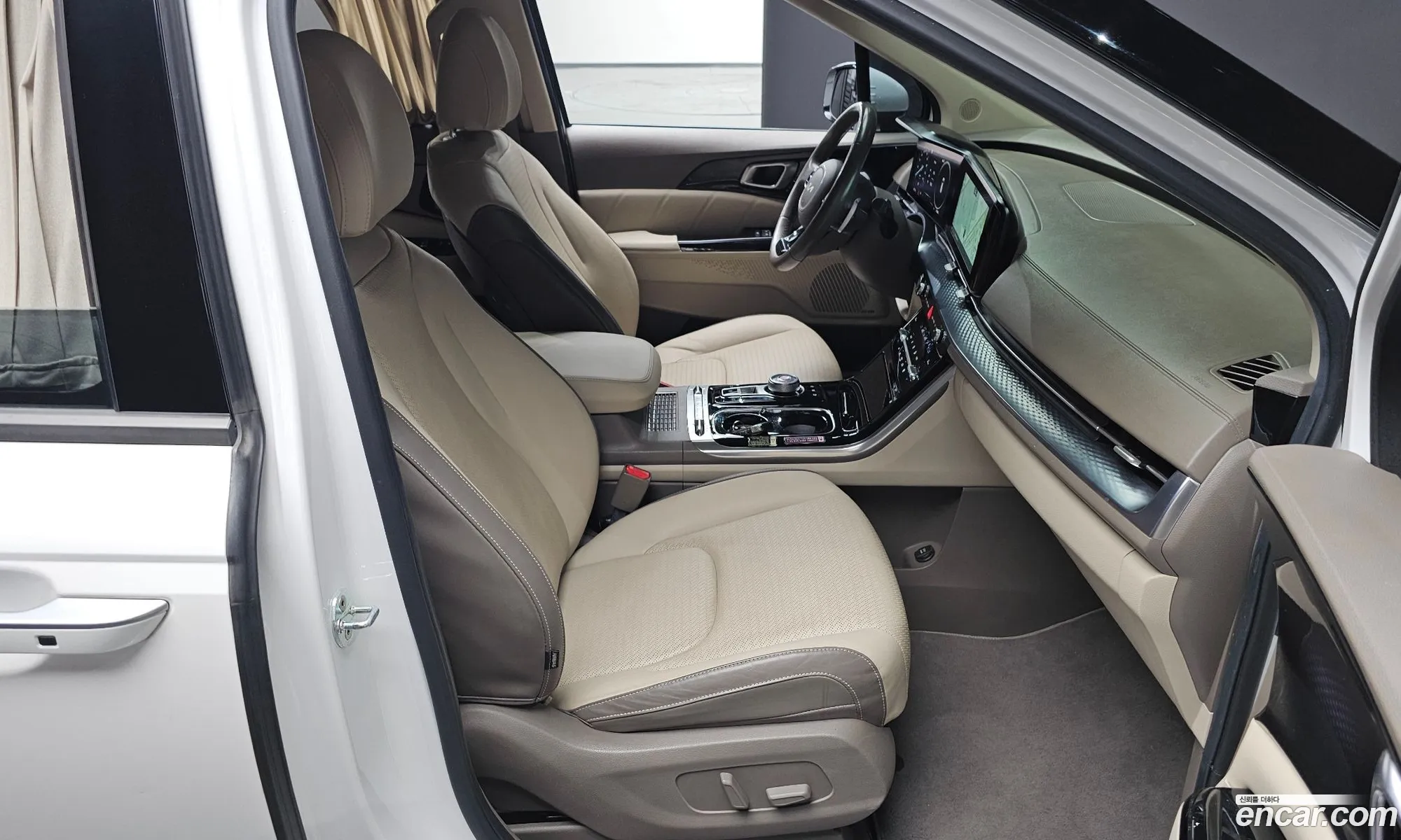 Kia Carnival 2021 — 14