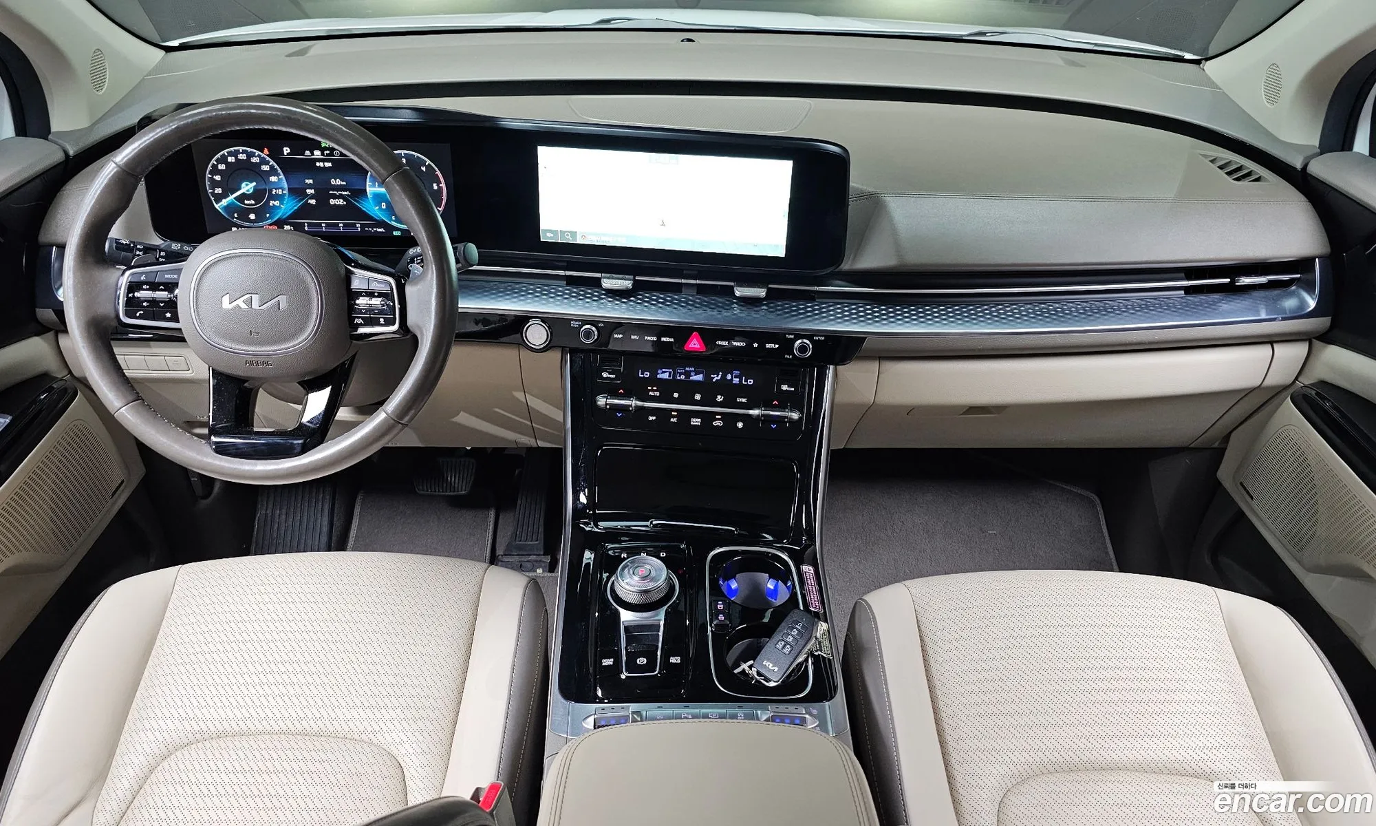 Kia Carnival 2021 — 10