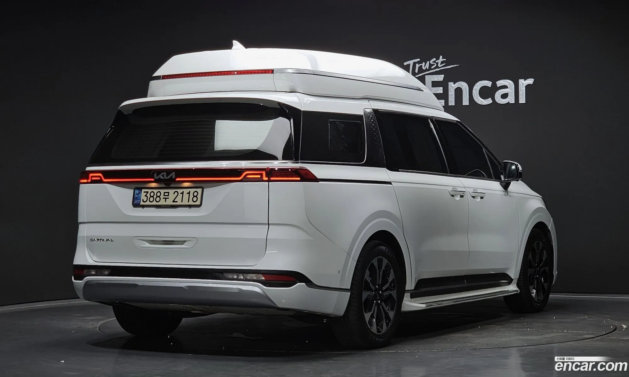 Kia Carnival 2021 — 8