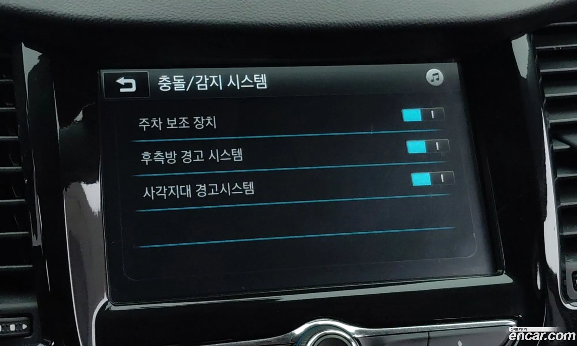 Chevrolet (GM Daewoo) Trax 2018 — 11