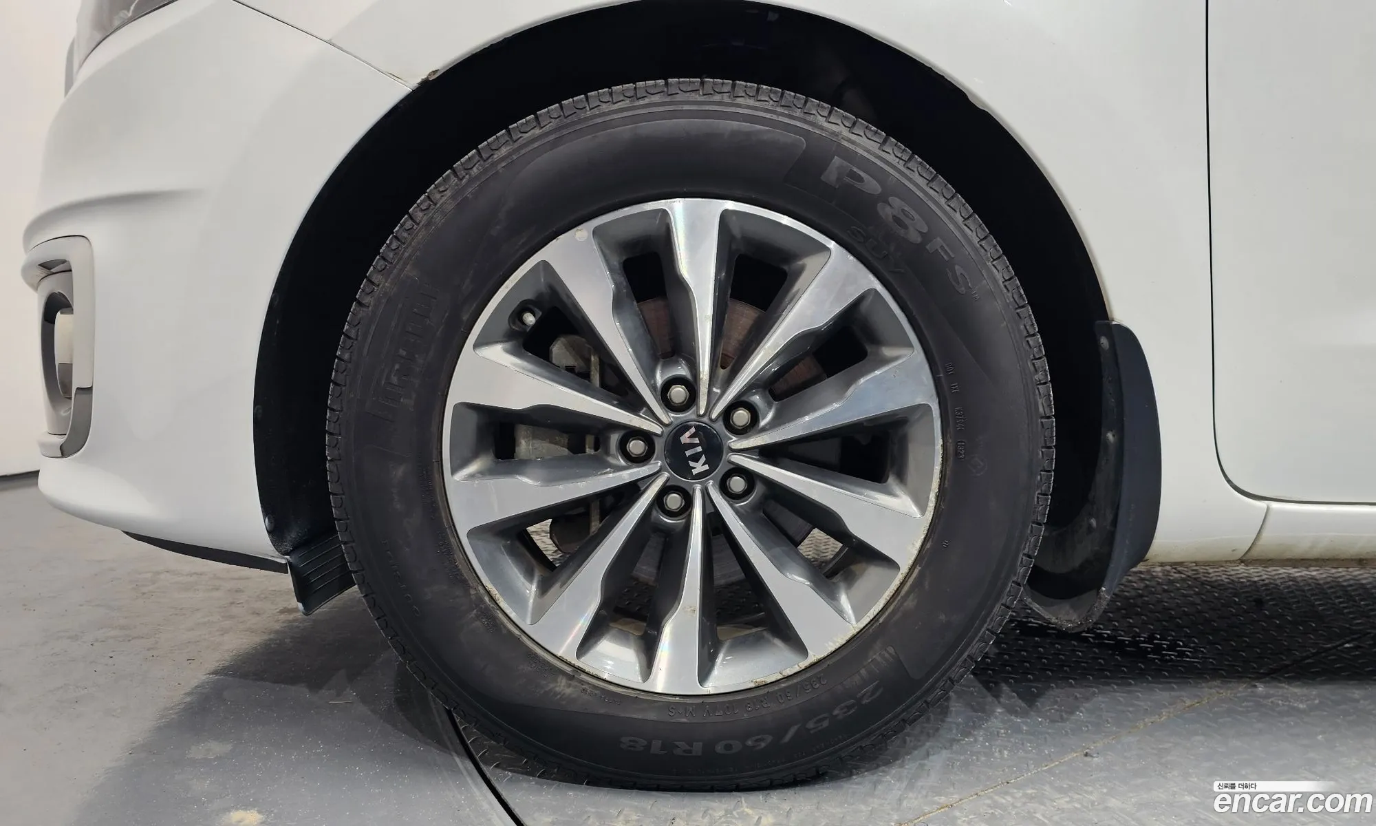 Kia Carnival 2015 KNAMB81ABFS054335 — 3