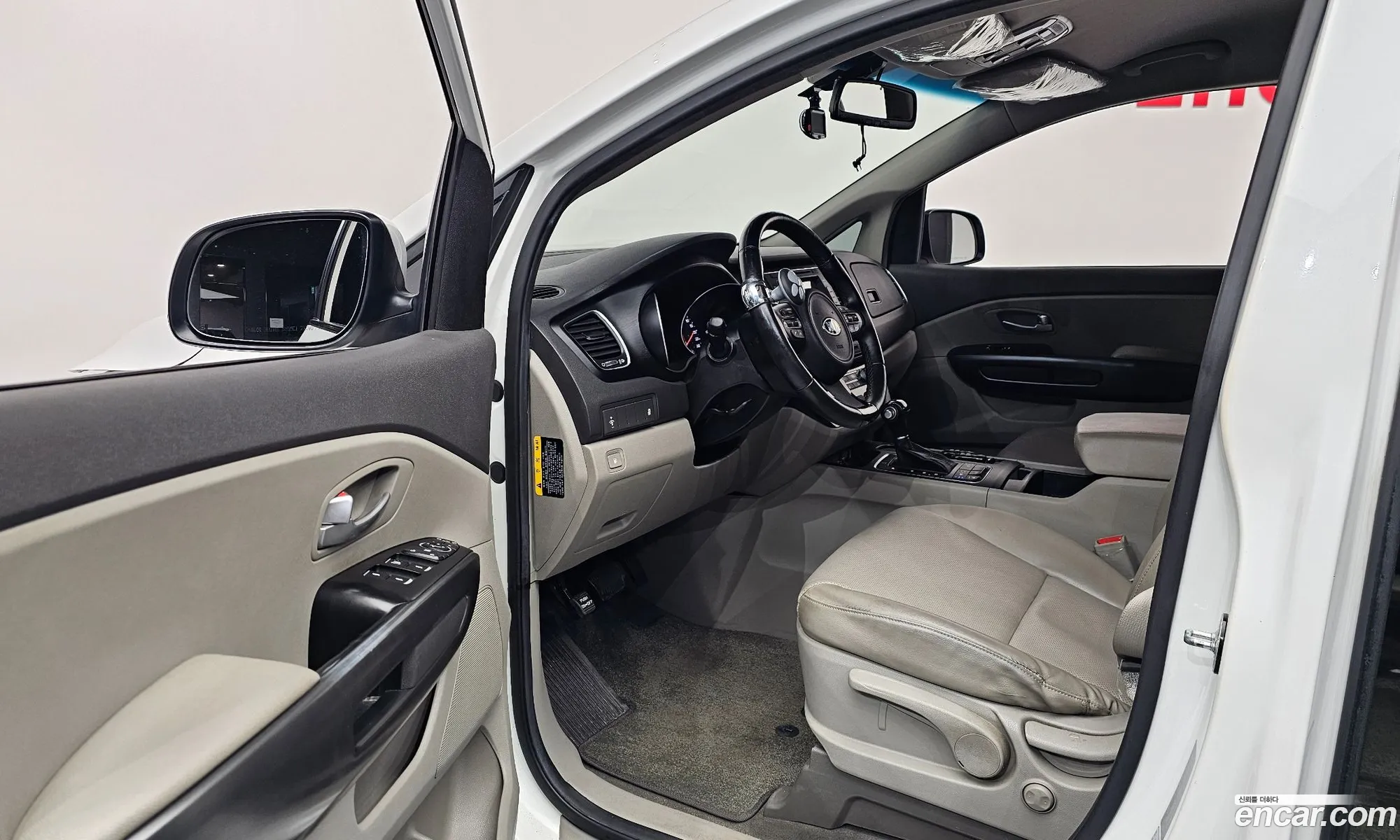 Kia Carnival 2015 KNAMB81ABFS054335 — 7