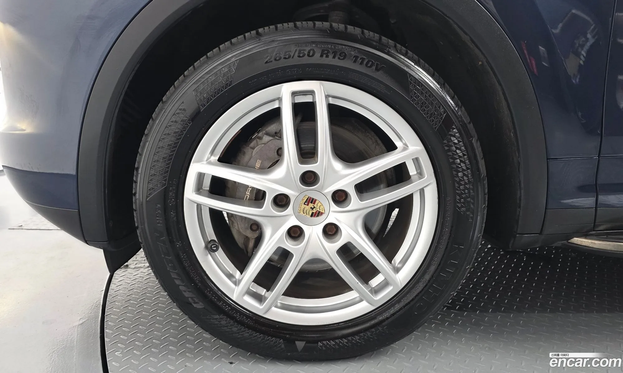 Porsche Cayenne 2011 — 6