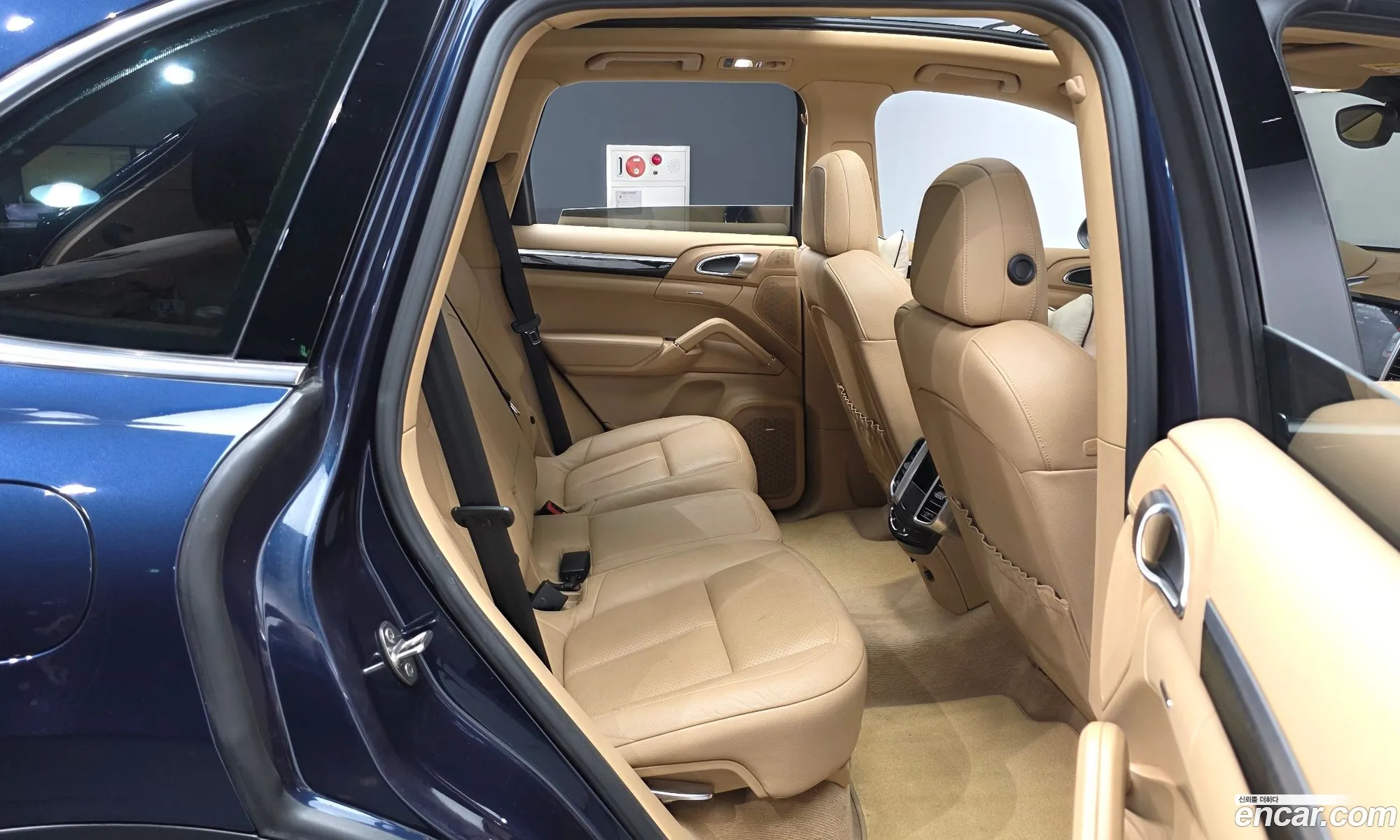Porsche Cayenne 2011 — 15