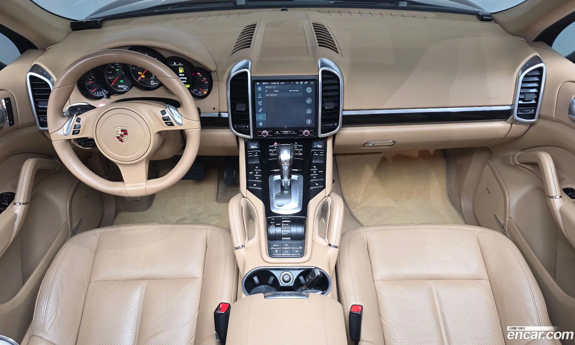 Porsche Cayenne 2011 — 16