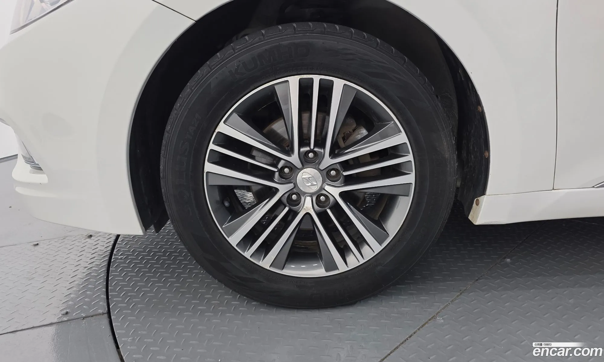 Hyundai Grandeur HG 2013 — 7