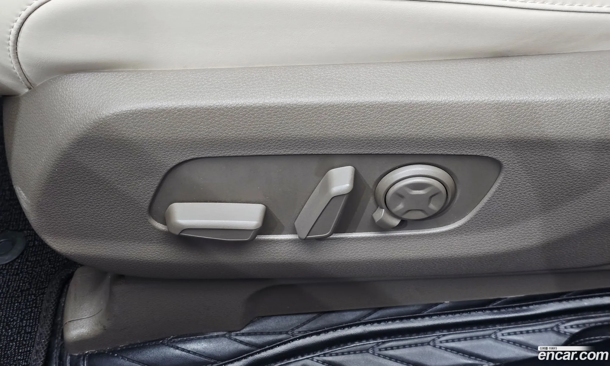 Kia Carnival 2024 — 3