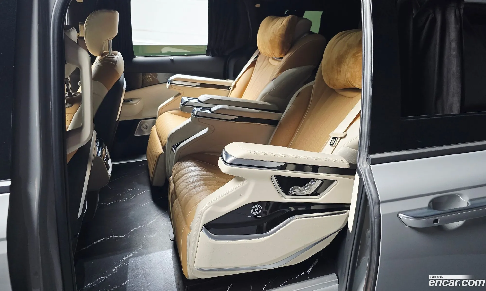 Kia Carnival 2024 — 25