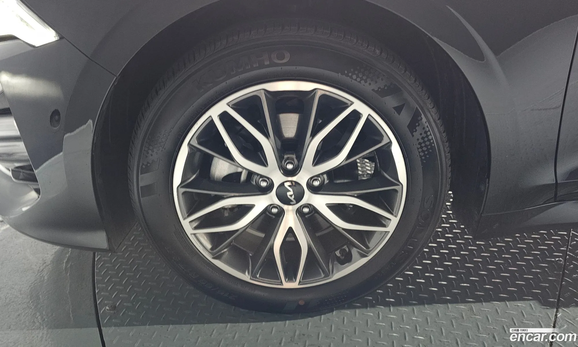 Kia K5 2022 KNAG241ABNA190636 — 12