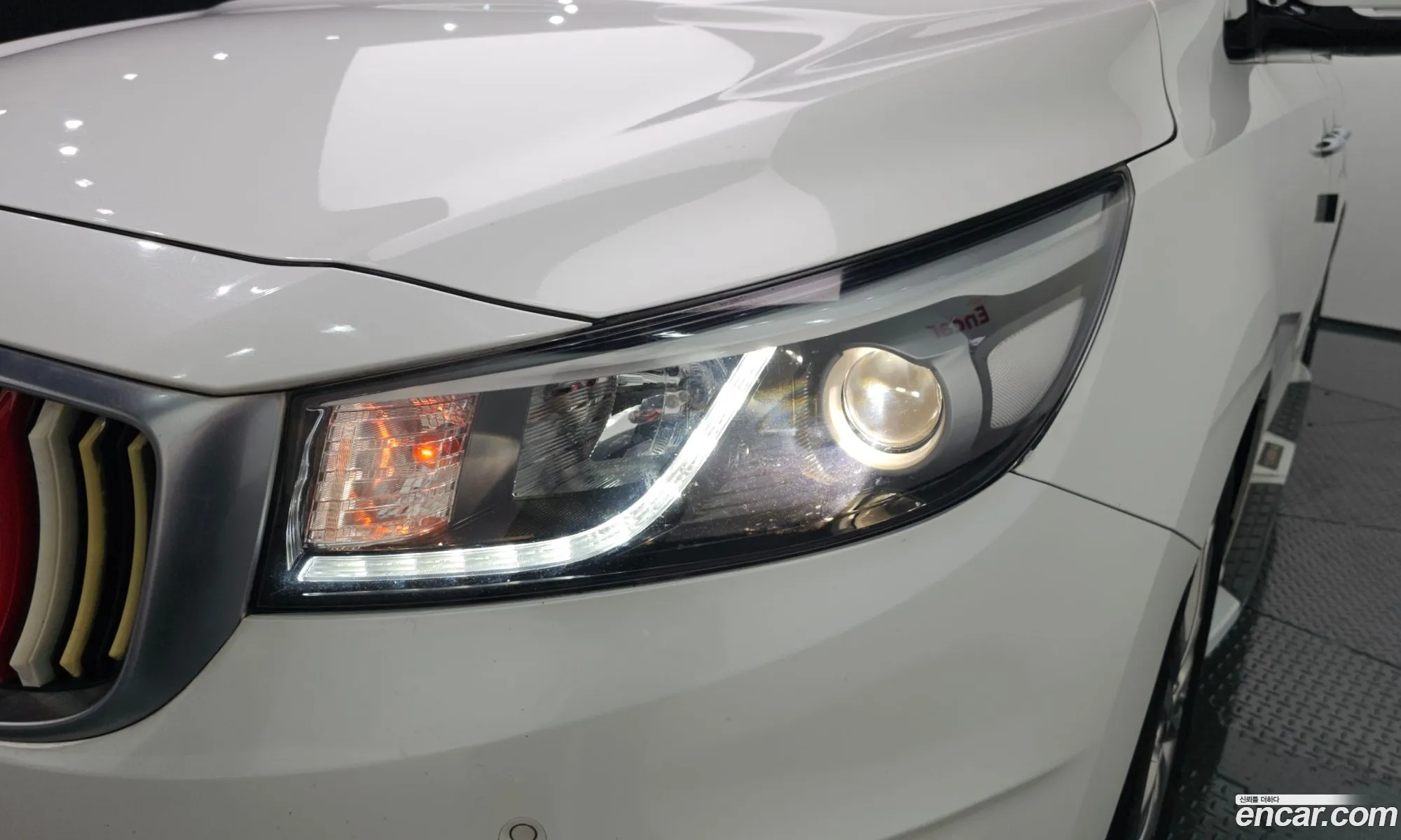Kia Carnival 2014 — 34