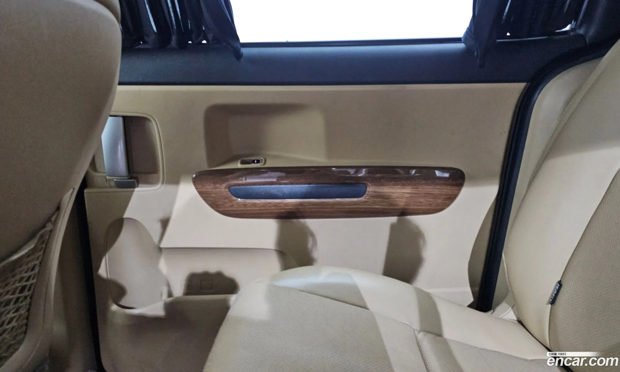 Kia Carnival 2014 — 31