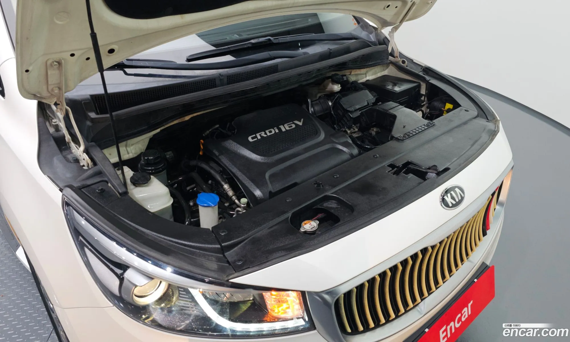 Kia Carnival 2014 — 33