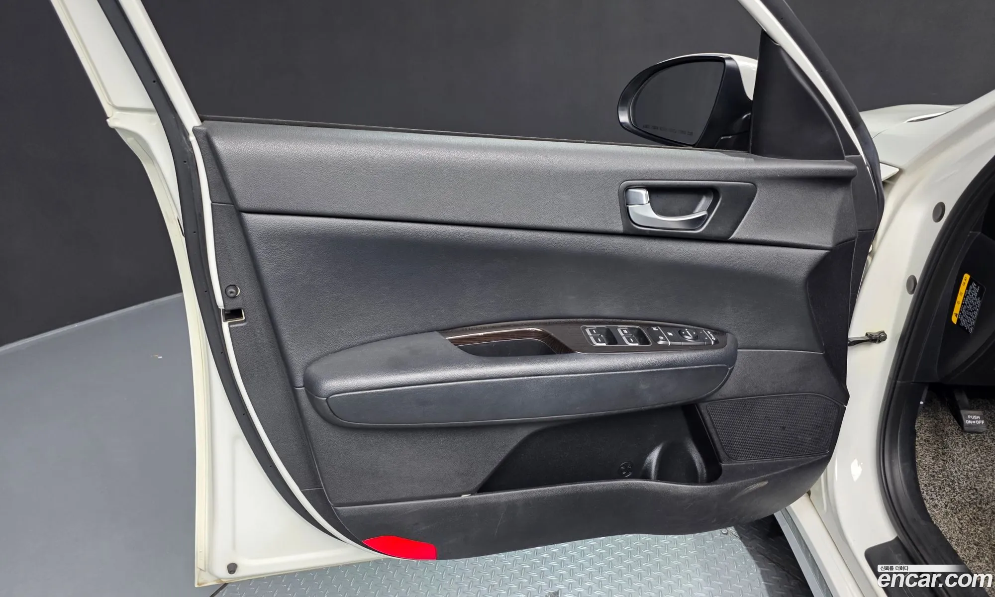 Kia K5 2015 — 23