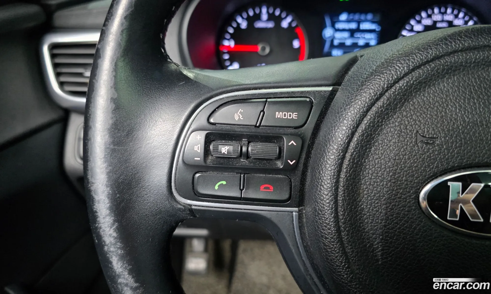 Kia K5 2015 — 16