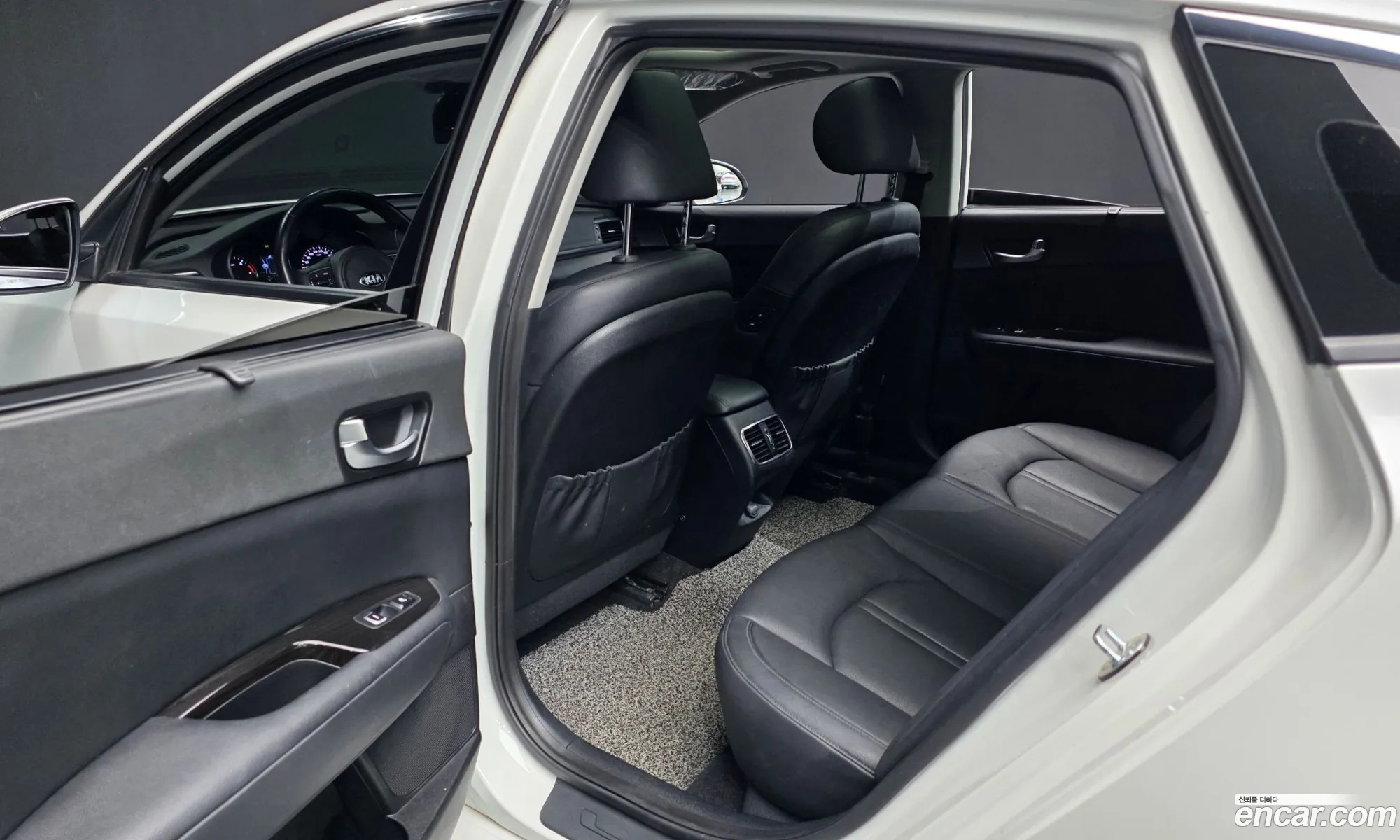 Kia K5 2015 — 20