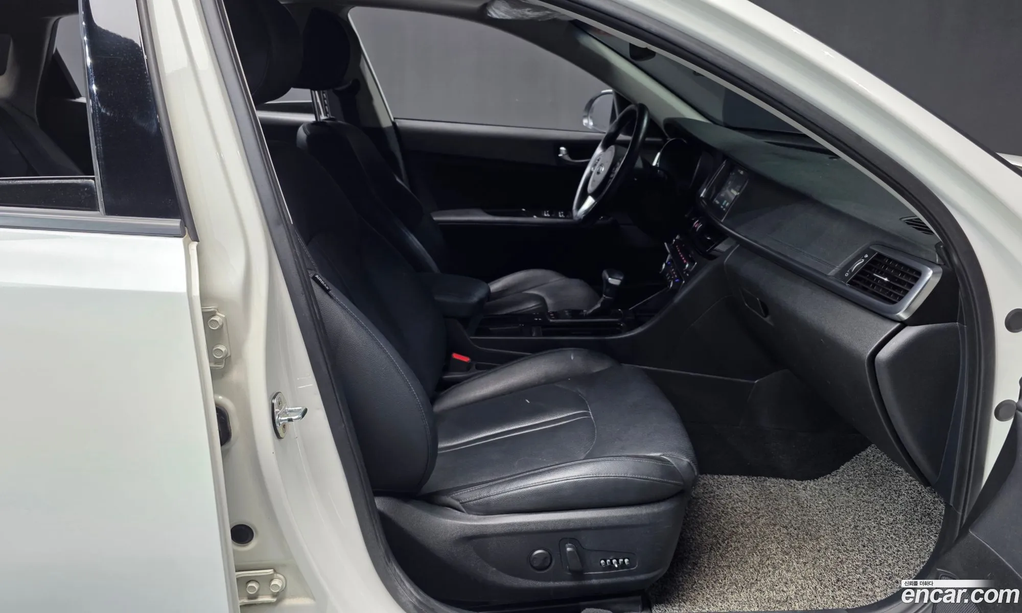 Kia K5 2015 — 29