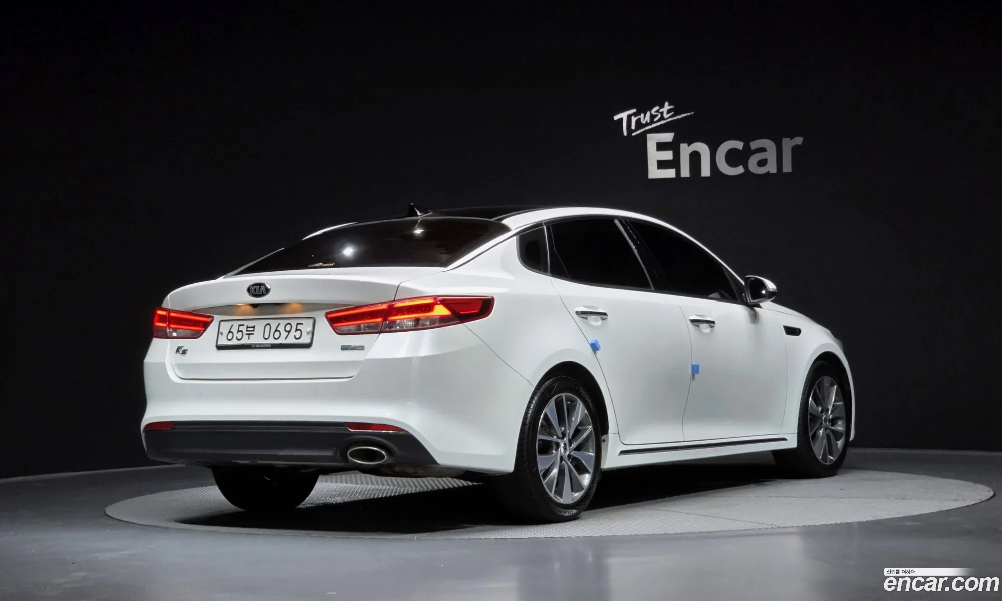 Kia K5 2015 — 13