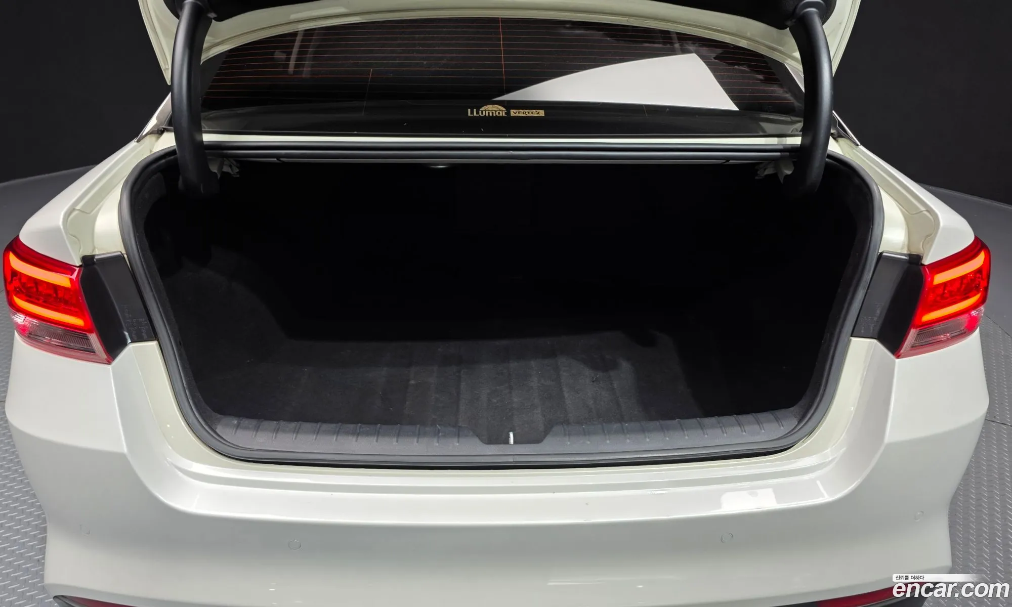 Kia K5 2015 — 26