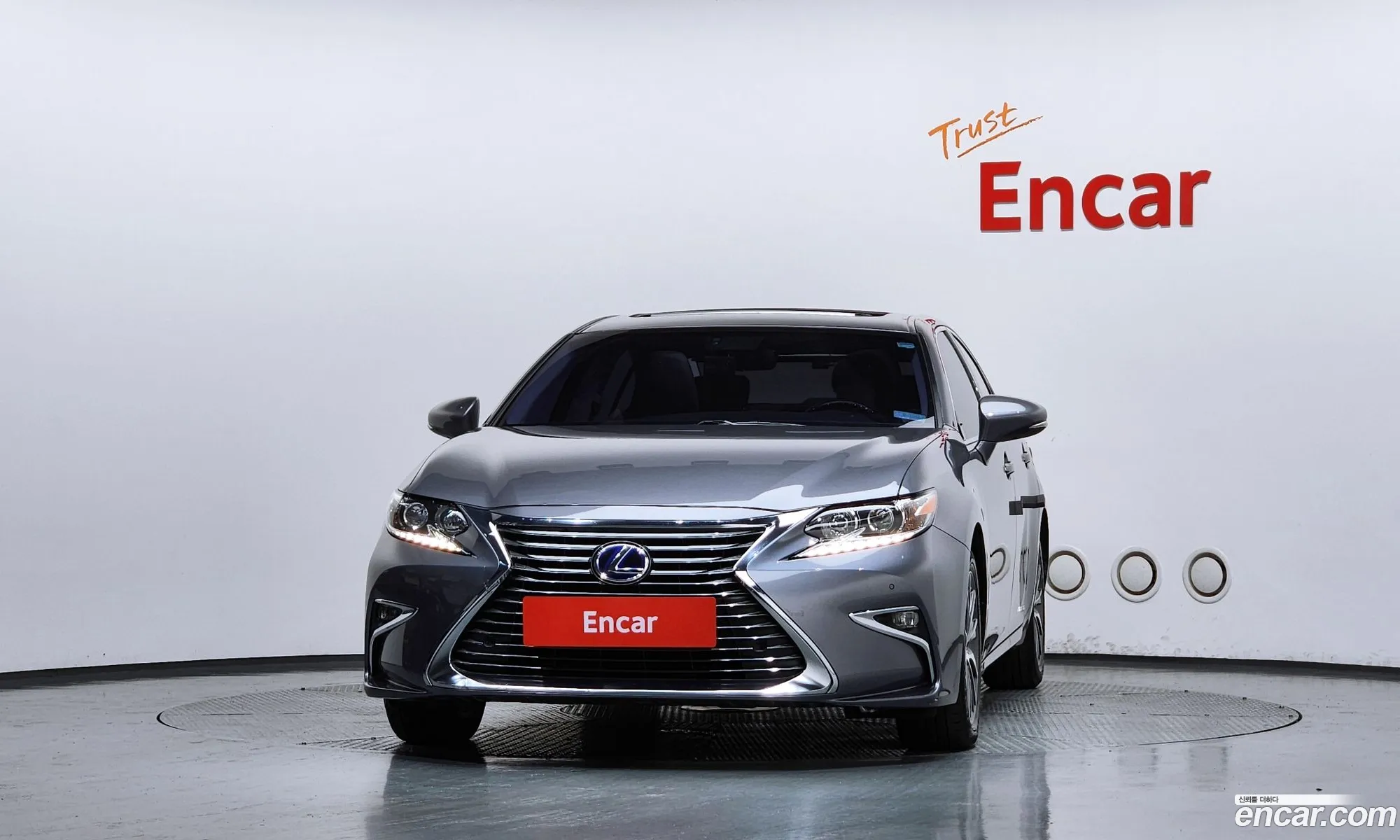 Lexus ES300h 2017 — 20