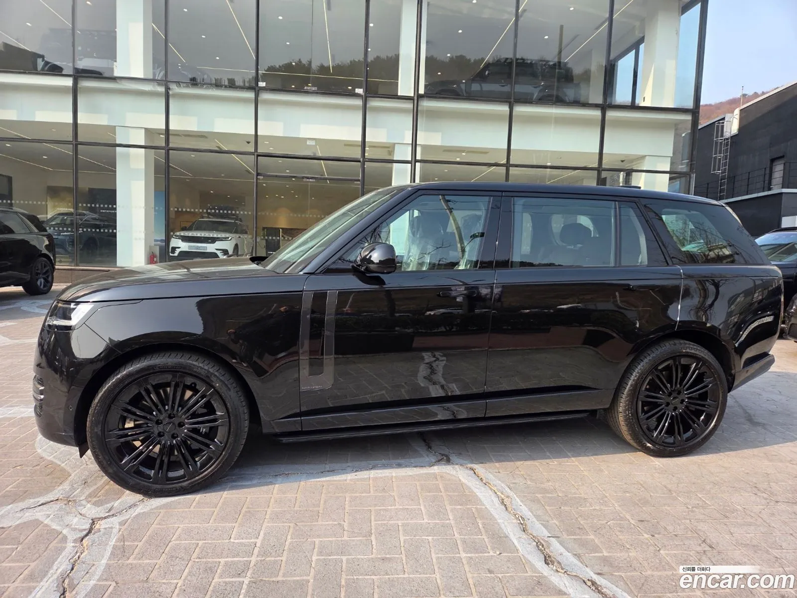 Land Rover Range Rover 2026 — 2
