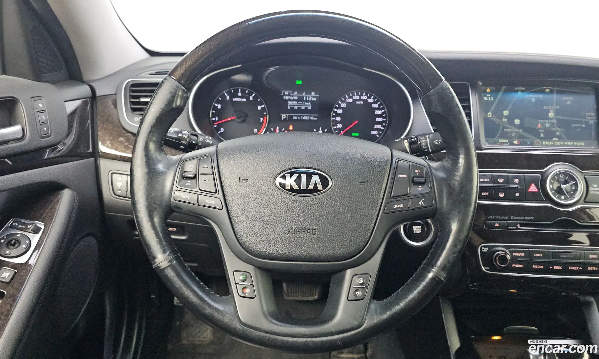 Kia K7 2013 KNALM415BDA112385 — 4