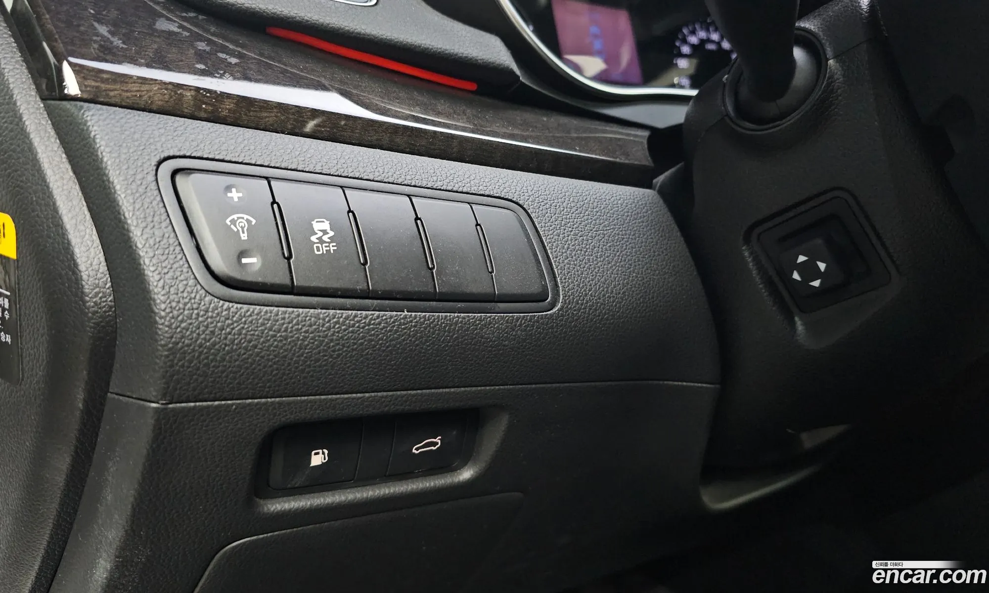 Kia K7 2013 KNALM415BDA112385 — 12