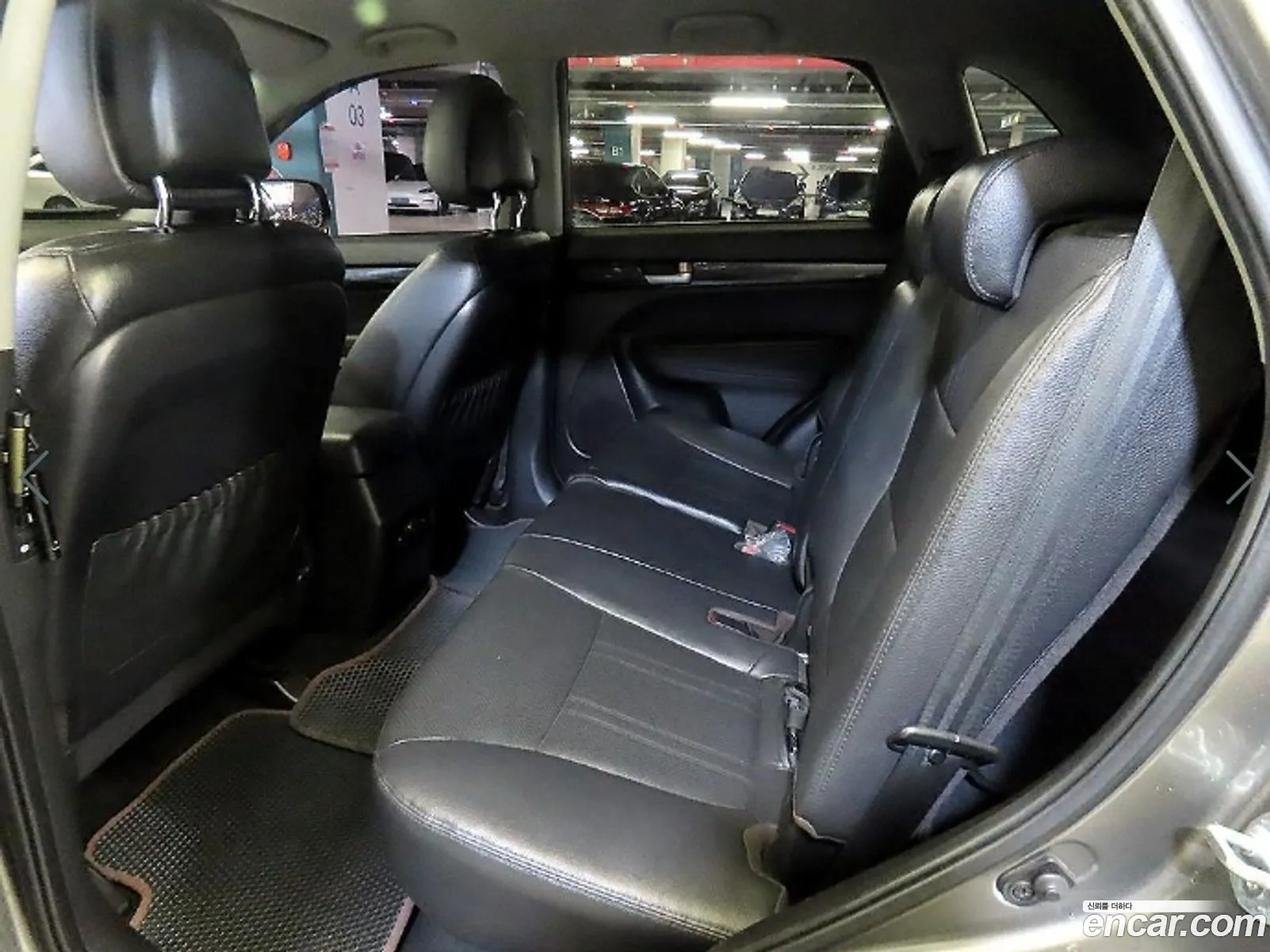 Kia Sorento R 2011 — 3