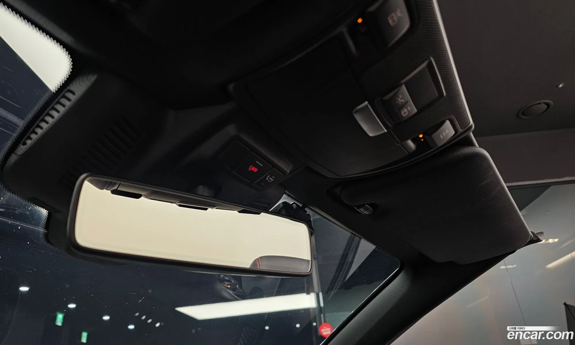 Mercedes-Benz C-Class W205 2019 — 25