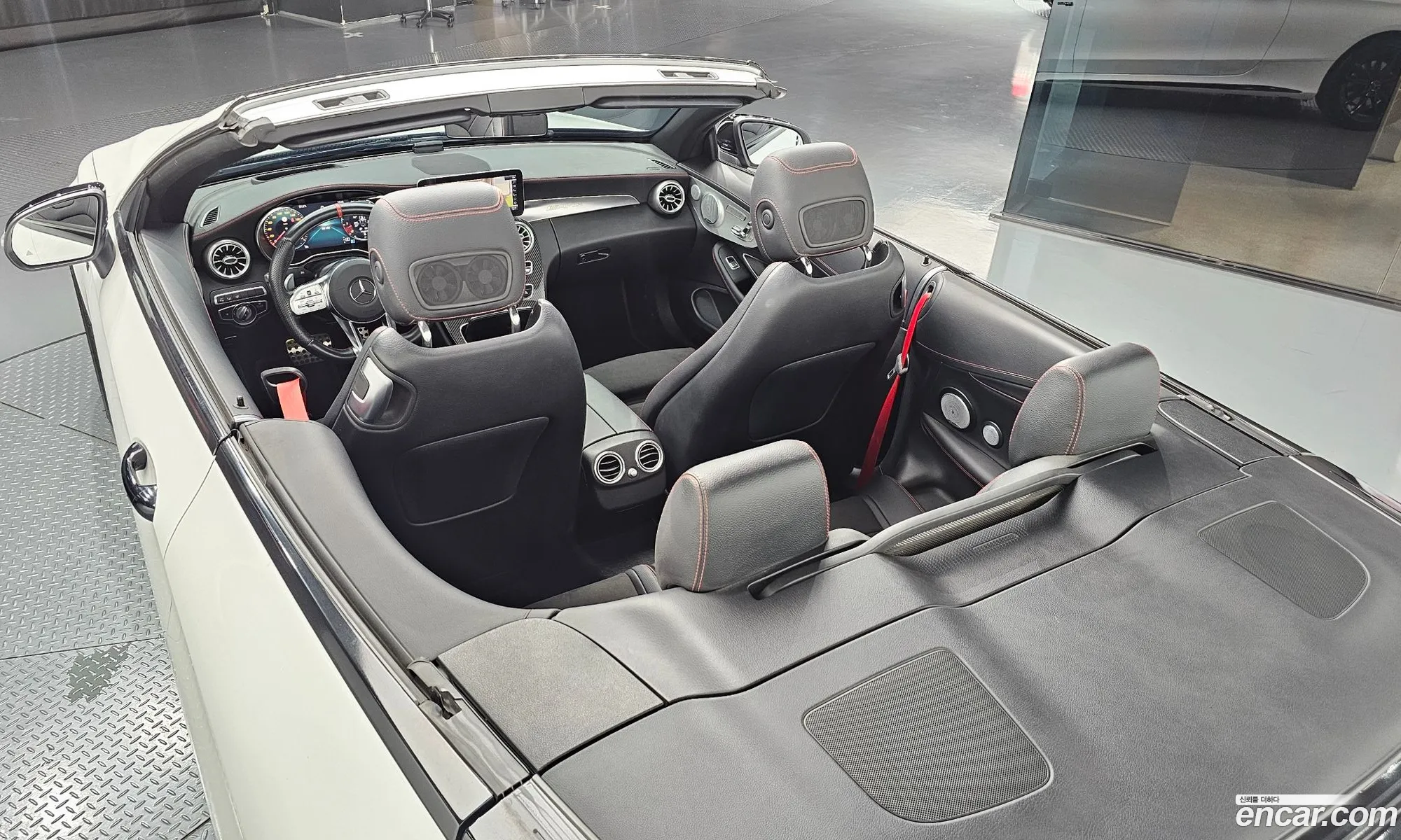 Mercedes-Benz C-Class W205 2019 — 24