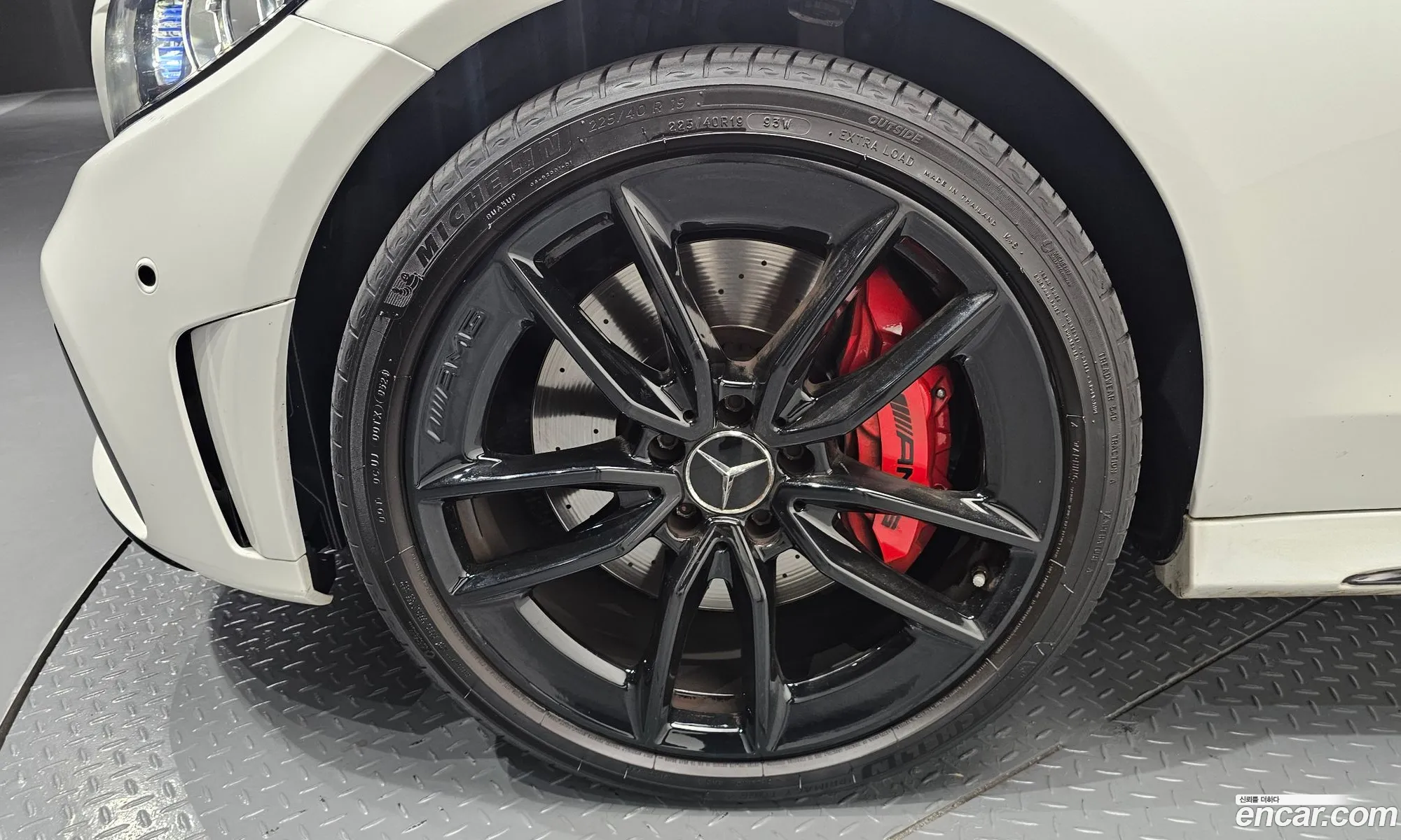 Mercedes-Benz C-Class W205 2019 — 21