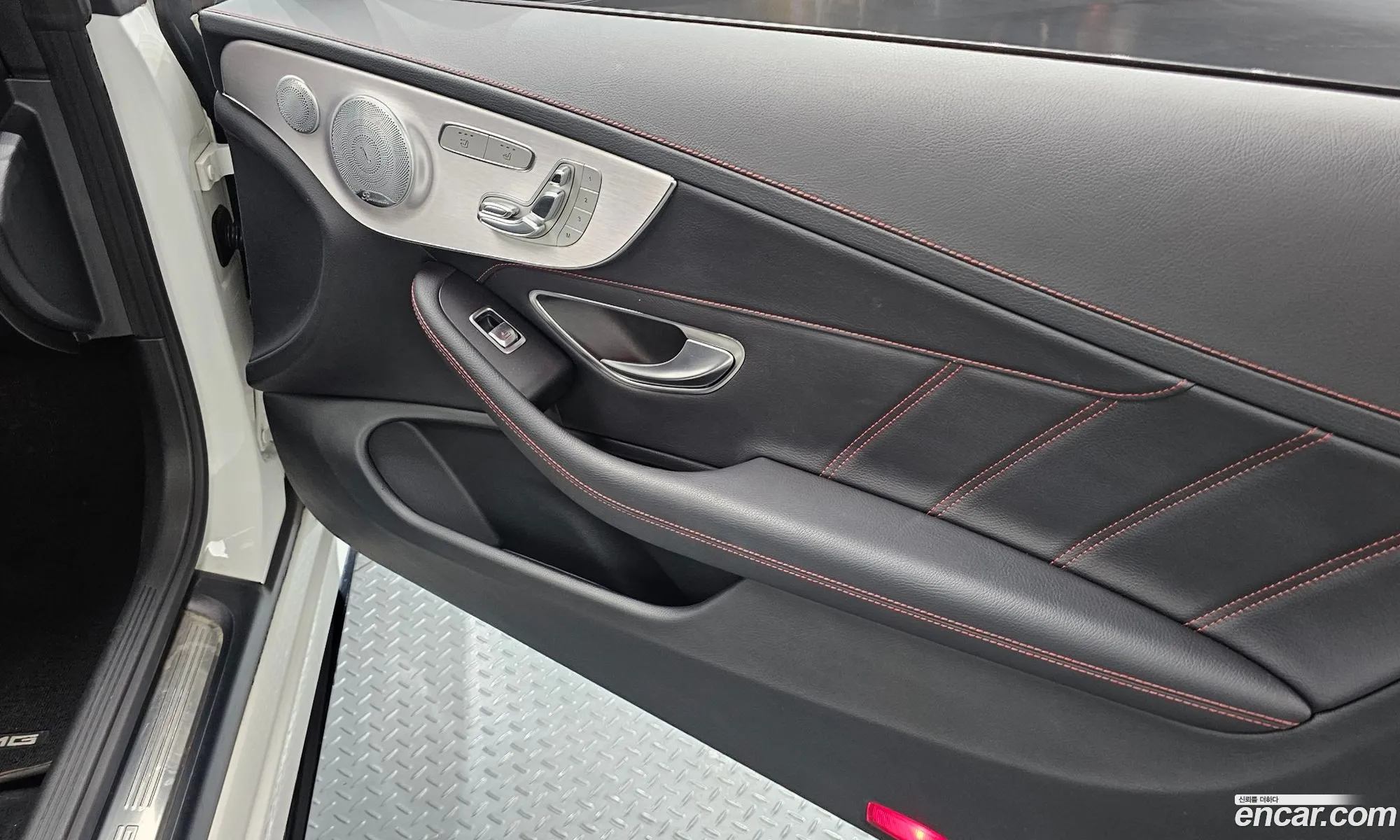 Mercedes-Benz C-Class W205 2019 — 31
